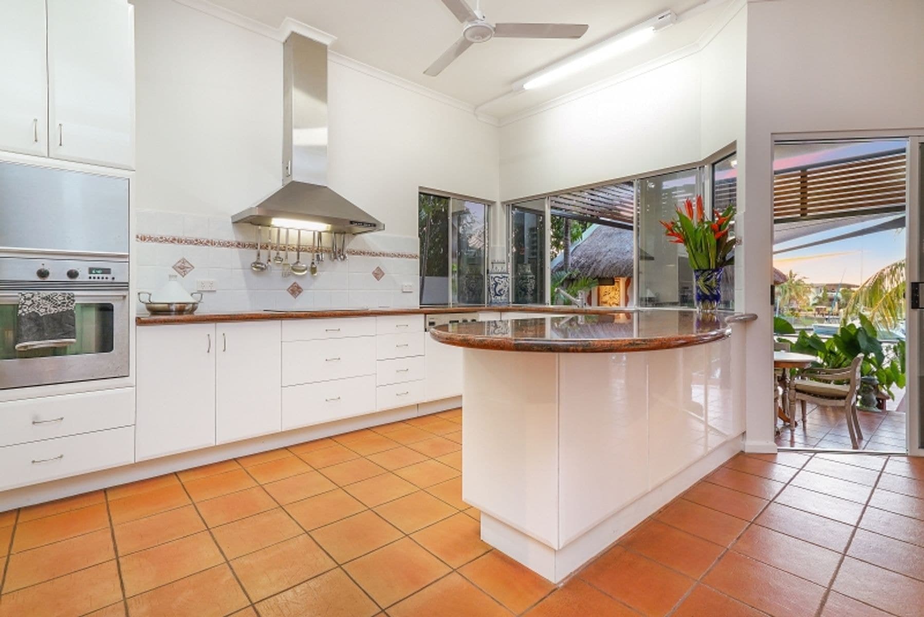 16 Cullen Bay Crescent, Cullen Bay NT 0820, Cullen Bay - Thumbnail 8