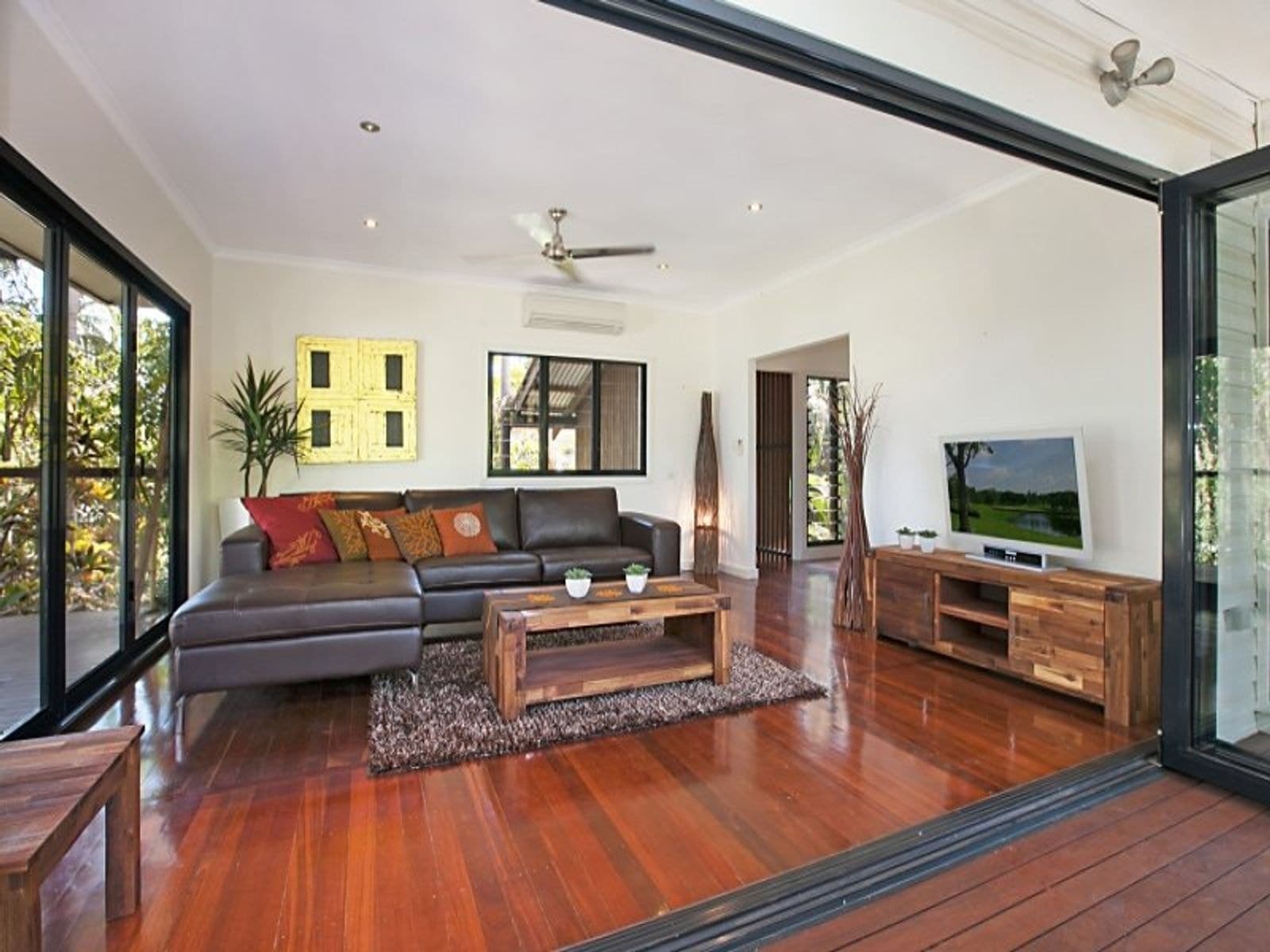 19 Frangipanni Street, Nightcliff NT 0810, Nightcliff - Thumbnail 4