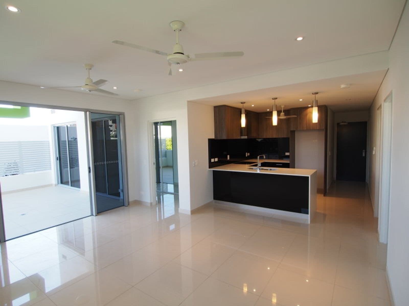 109/39 Cavenagh Street, Darwin City NT 0800, Darwin City - Thumbnail 2