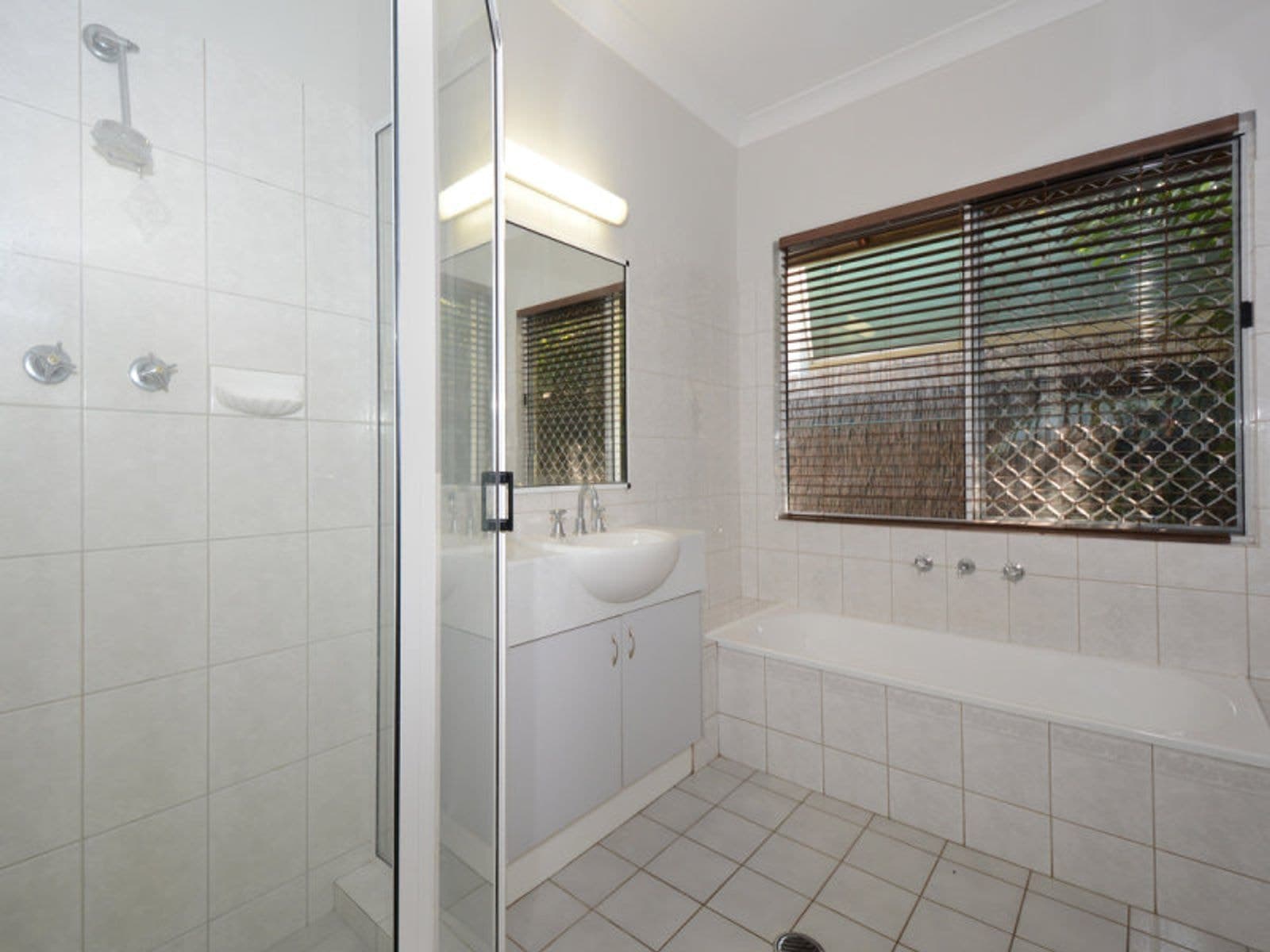 82 Woodlake Boulevard, Durack NT 0830, Durack - Thumbnail 7