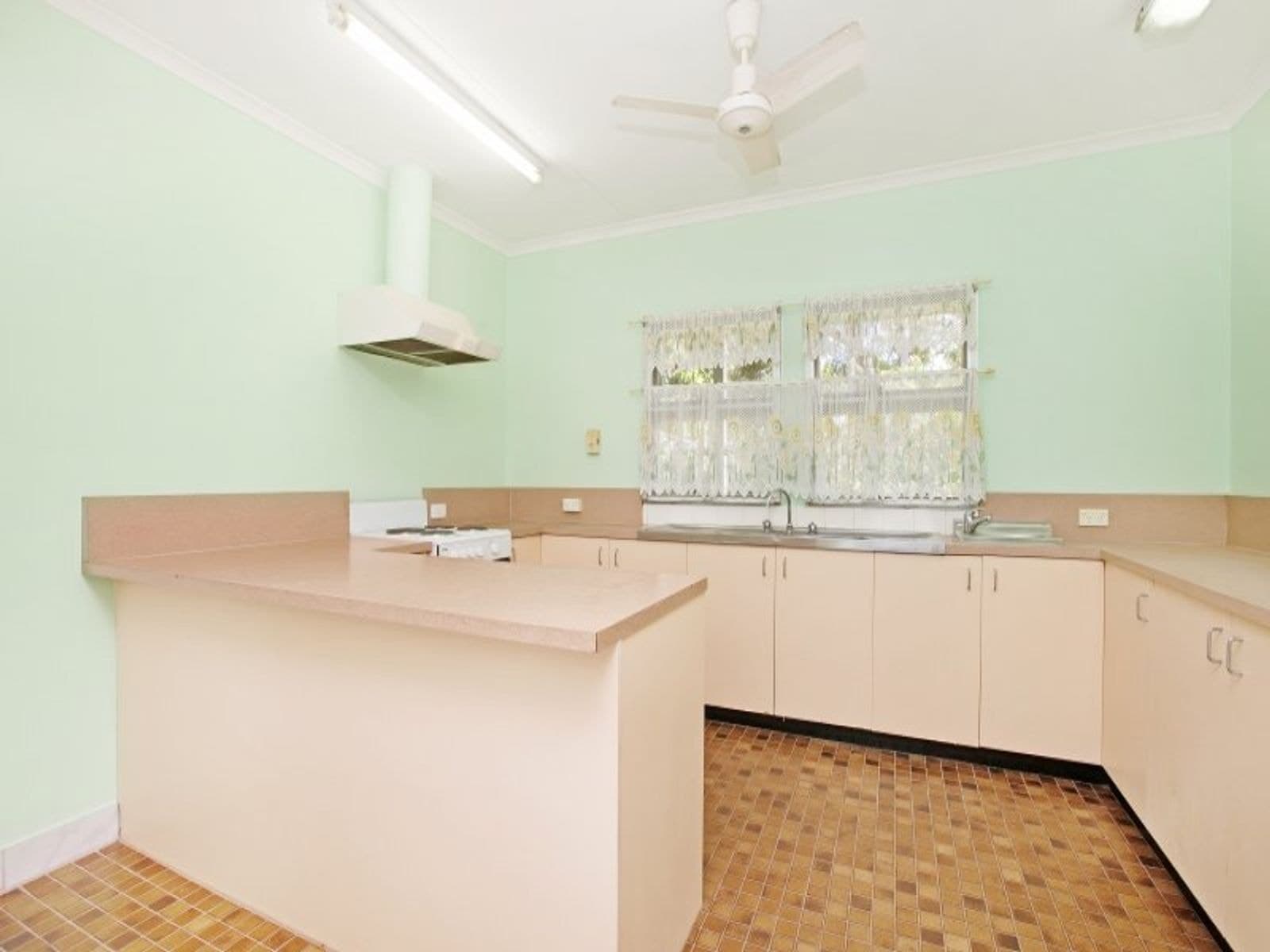 10 Tolmer Street, Anula NT 0812, Anula - Thumbnail 4