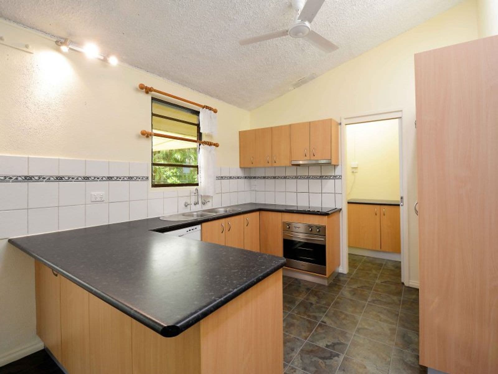 33 Pelican Crescent, Wulagi NT 0812, Wulagi - Image 1