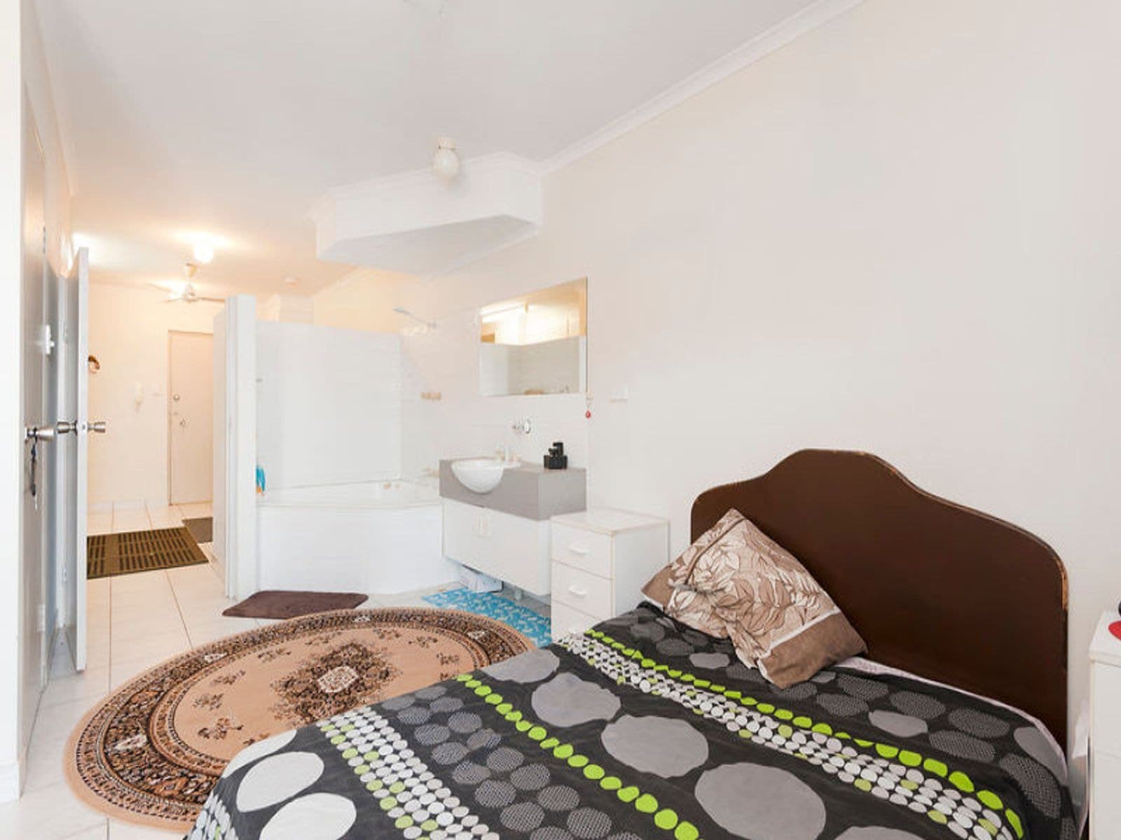 104/21 Cavenagh Street, Darwin City NT 0800, Darwin City - Image 1