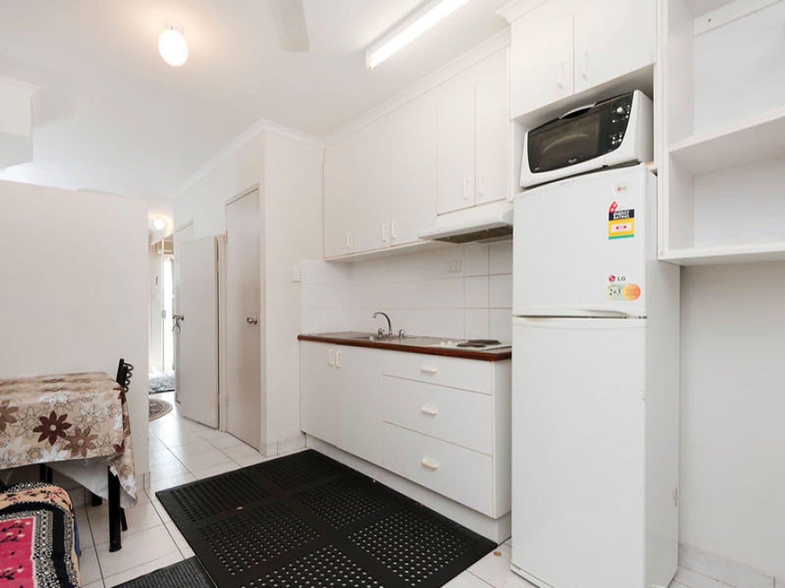 104/21 Cavenagh Street, Darwin City NT 0800, Darwin City - Thumbnail 5
