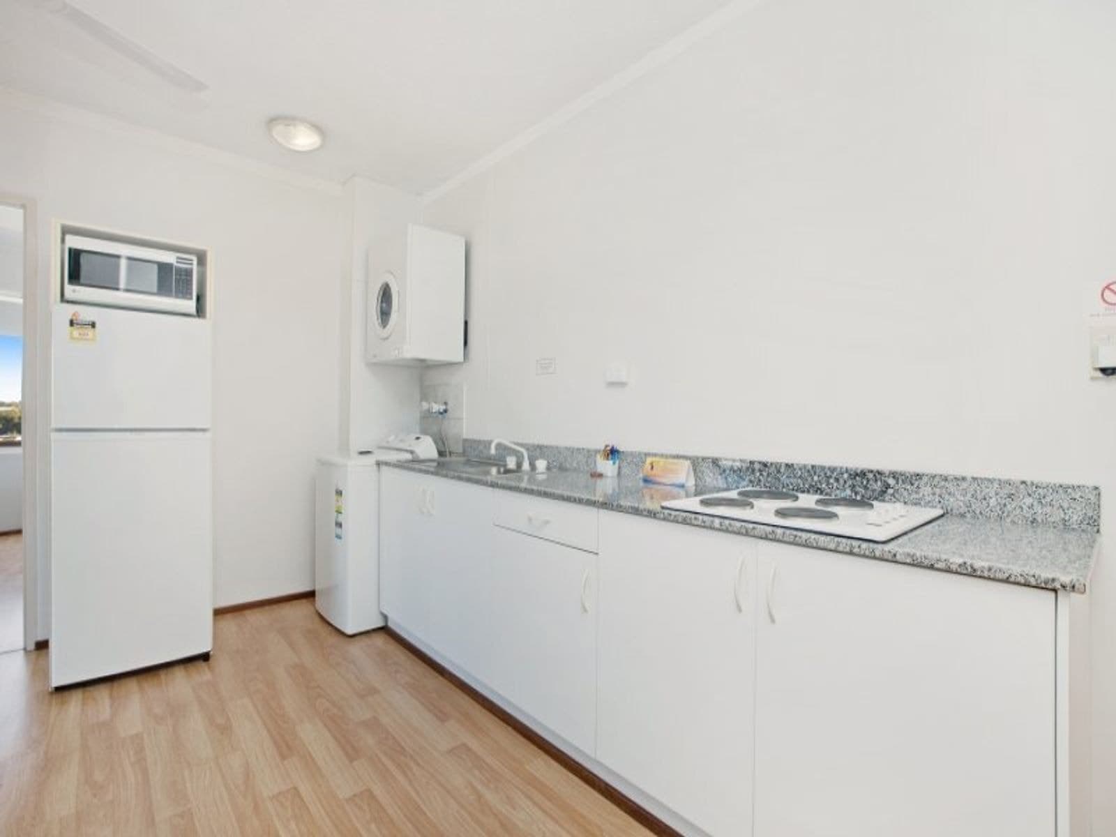 61/26 Marina Boulevard, Larrakeyah NT 0820, Larrakeyah - Thumbnail 5