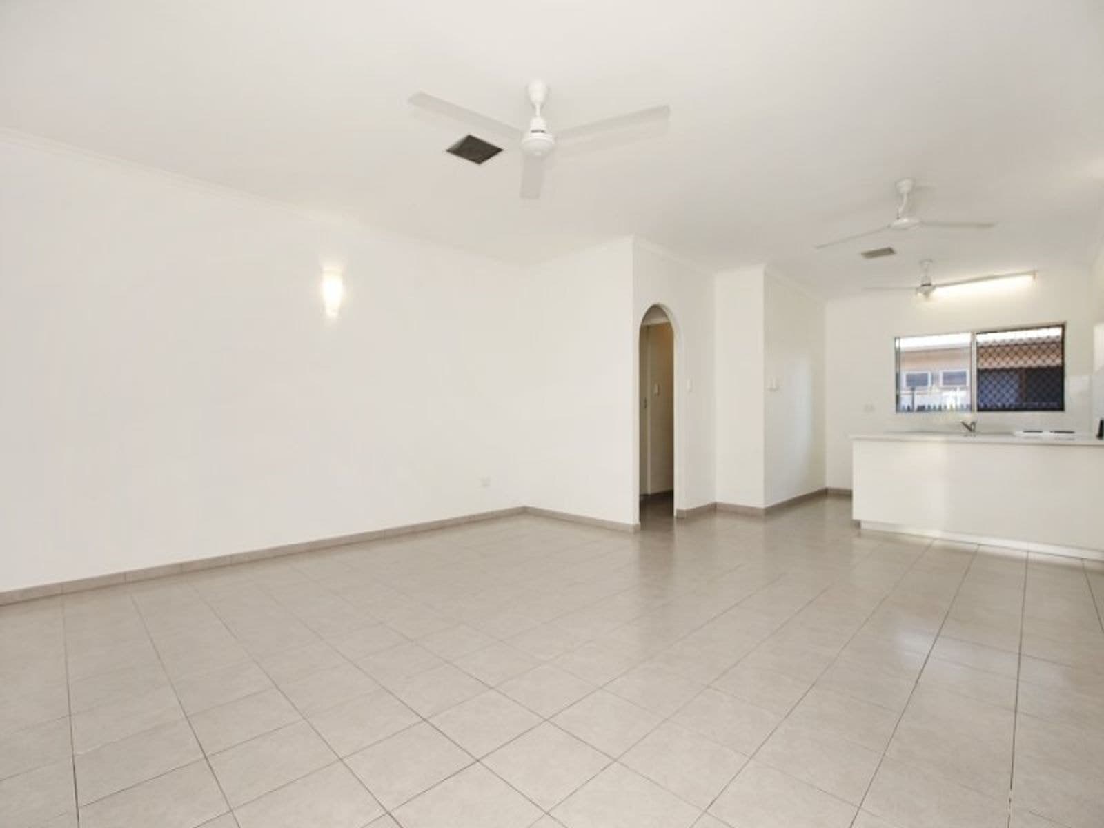 2/20 Leanyer Drive, Leanyer NT 0812, Leanyer - Thumbnail 3