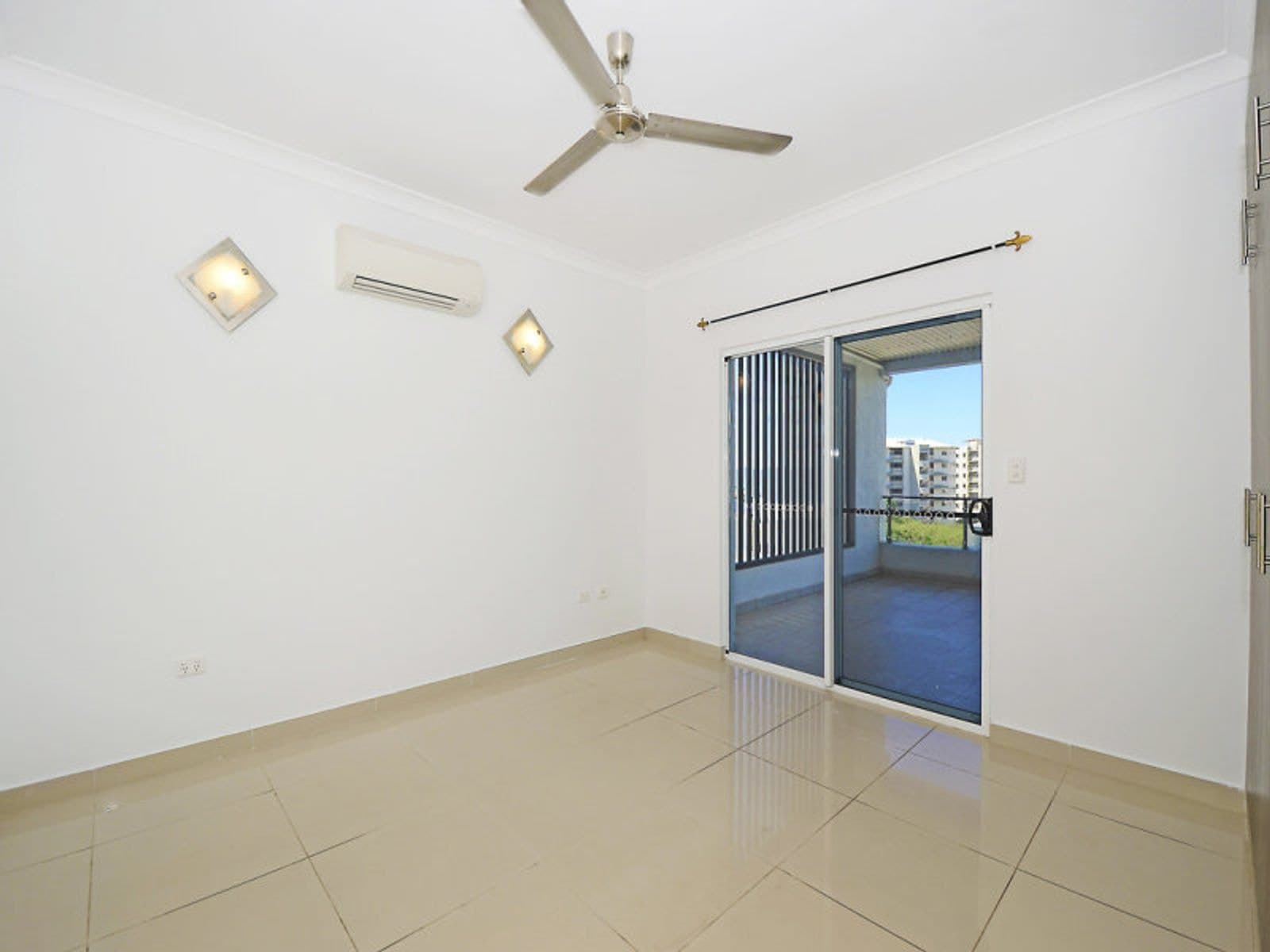 12/2 Gardiner Street, Darwin City NT 0800, Darwin City - Thumbnail 4