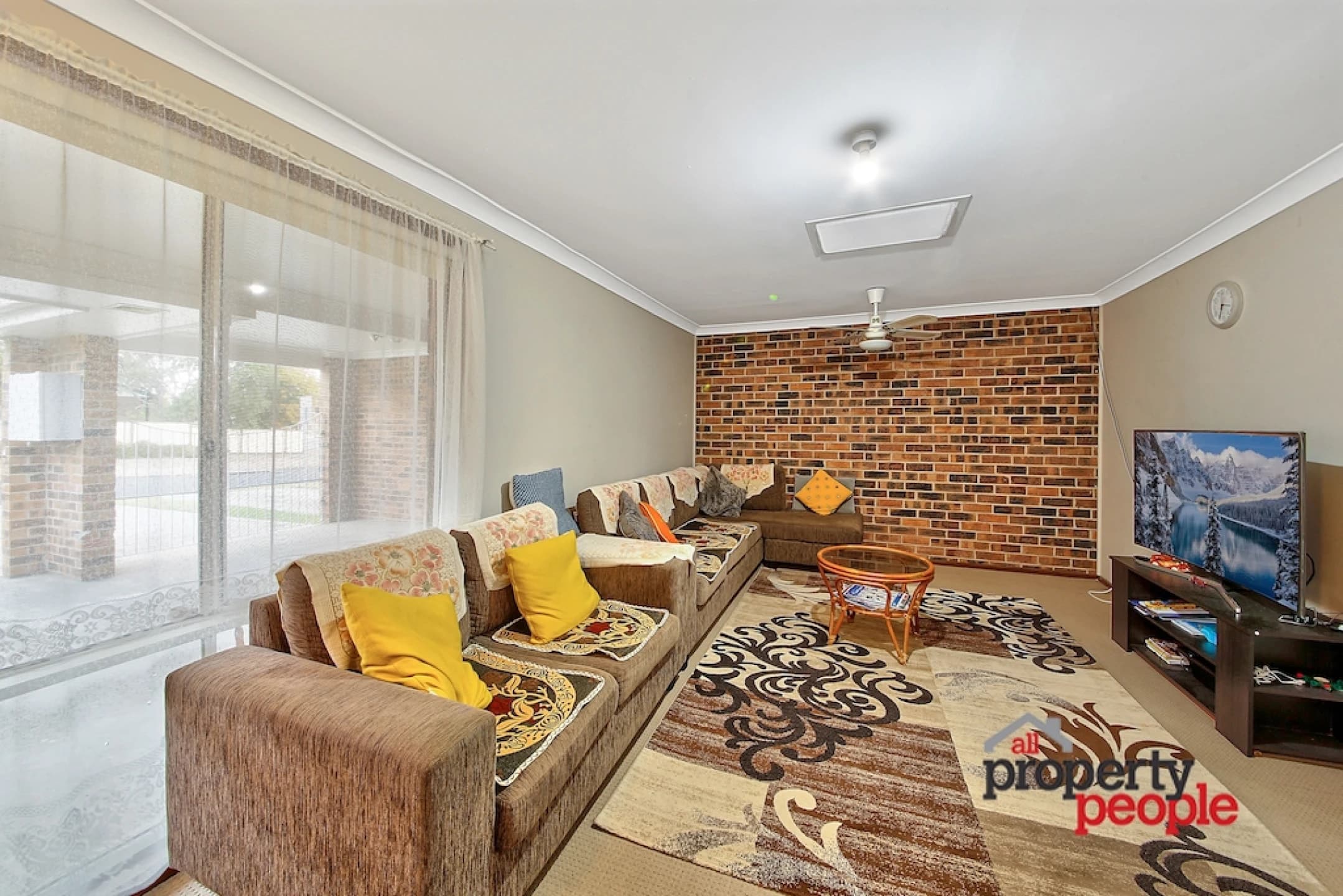 2 / 26 Fletcher Street, Minto NSW 2566, Minto - Thumbnail 3