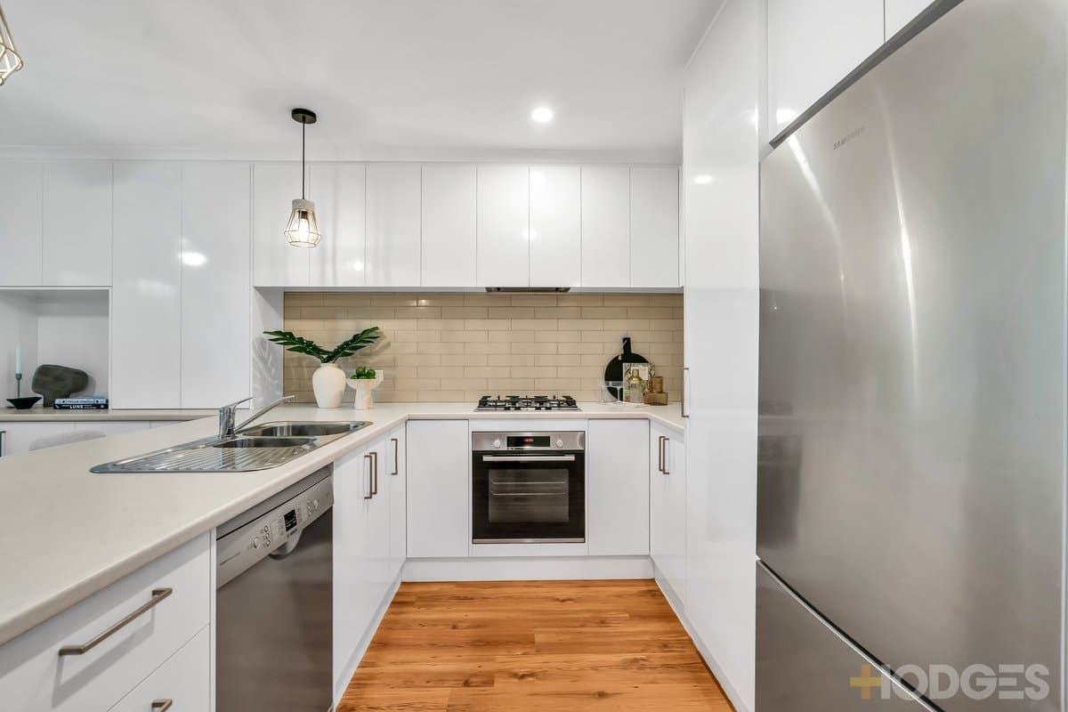 8 / 42 Latrobe Street, Mentone, VIC, 3194, Mentone - Thumbnail 4