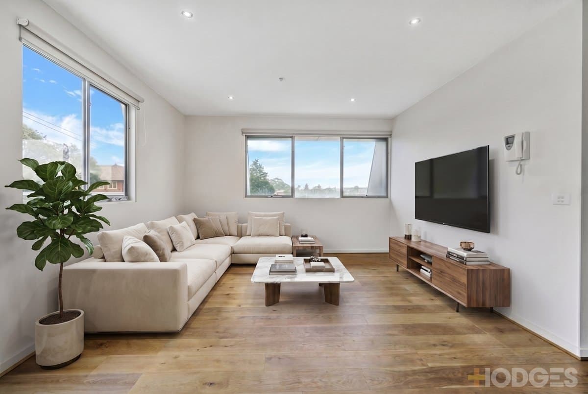 202 / 33-35 Childers Street, Mentone, VIC, 3194, Mentone - Thumbnail 2