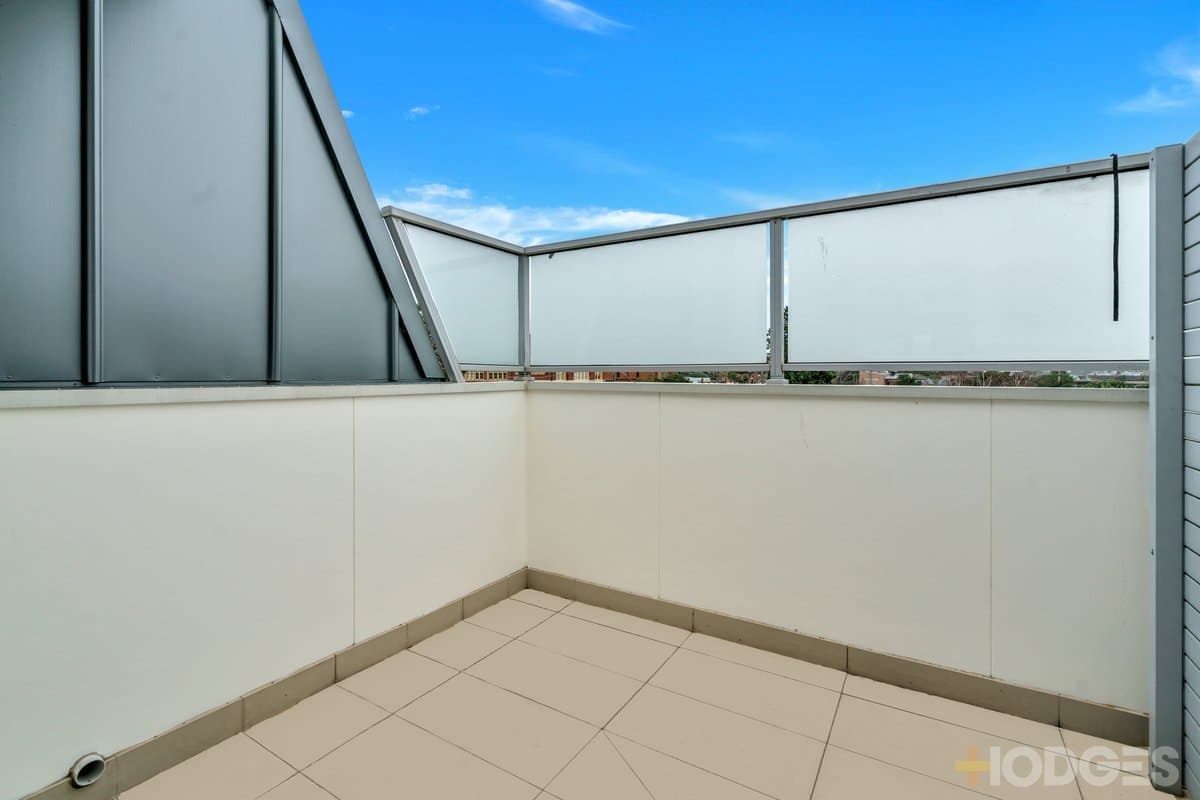 202 / 33-35 Childers Street, Mentone, VIC, 3194, Mentone - Thumbnail 7