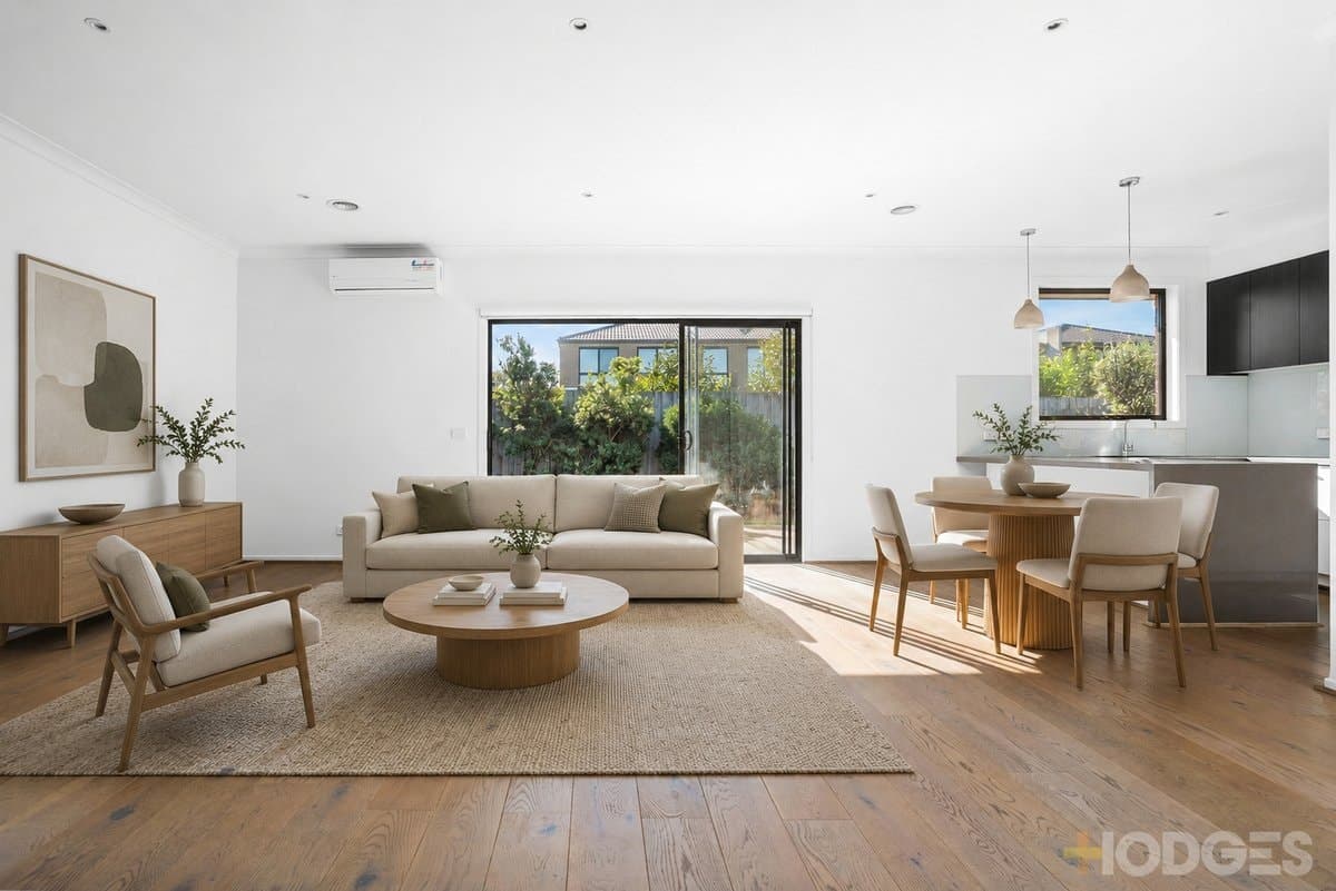 2 / 83 Lower Dandenong Road, Mentone, VIC, 3194, Mentone - Thumbnail 2