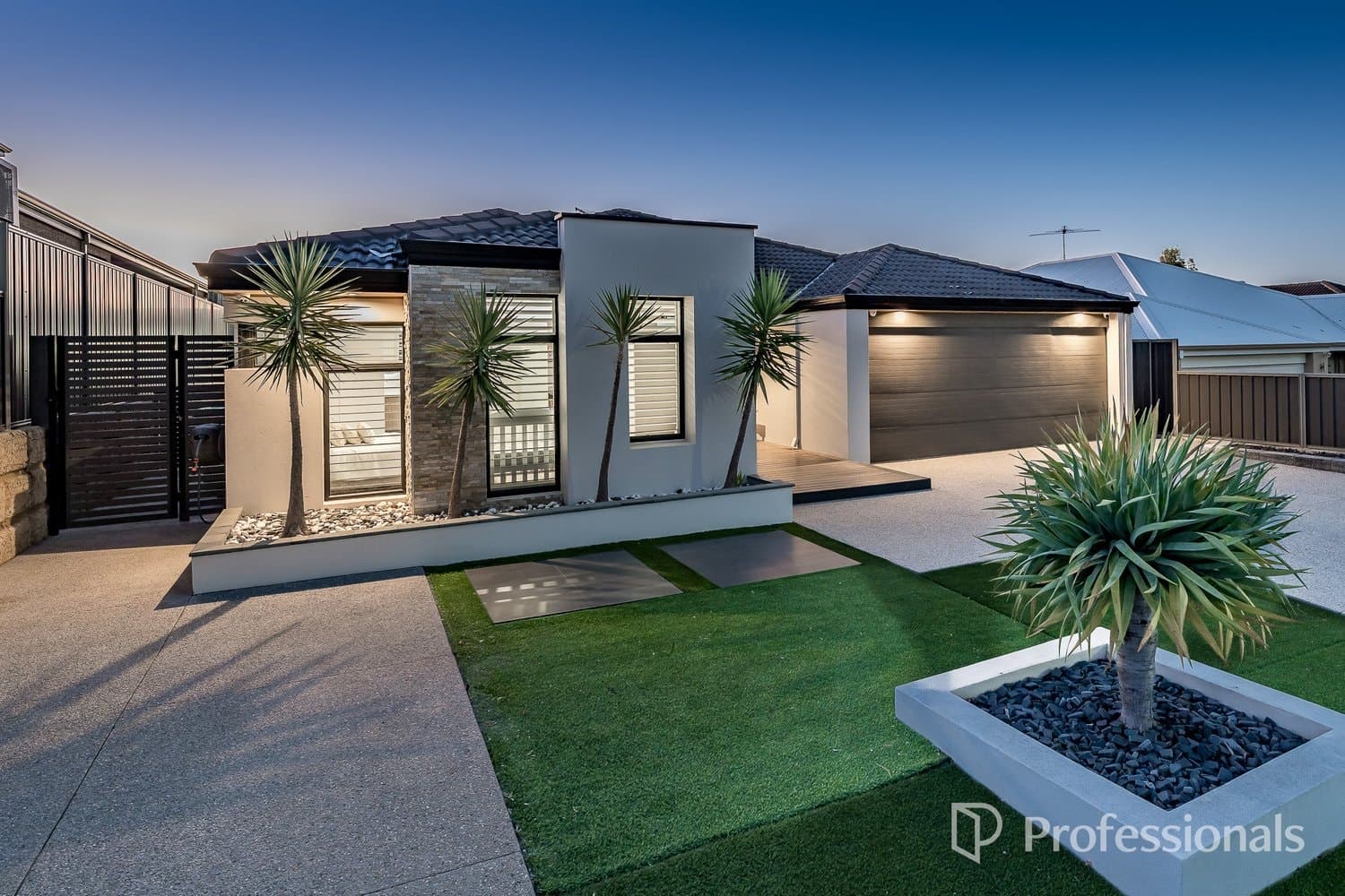 6 Calderstone Rise, Landsdale WA 6065, Landsdale - Image 1