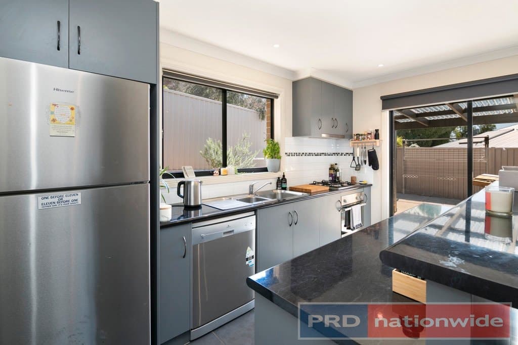 14 Muller Court, MOUNT CLEAR VIC 3350, Mount Clear - Thumbnail 3