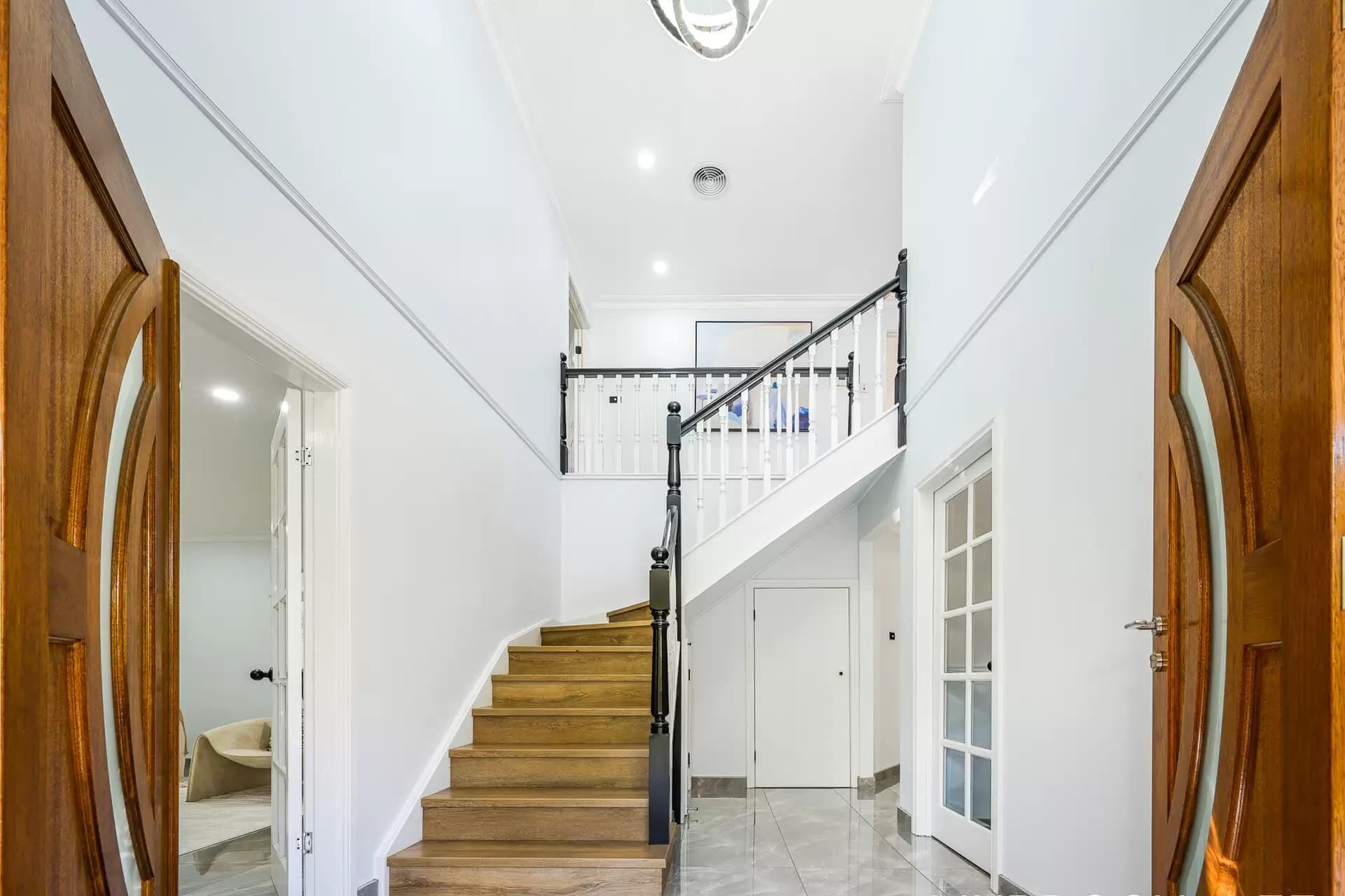 3 Hindle Terrace, Bella Vista, Bella Vista - Thumbnail 2