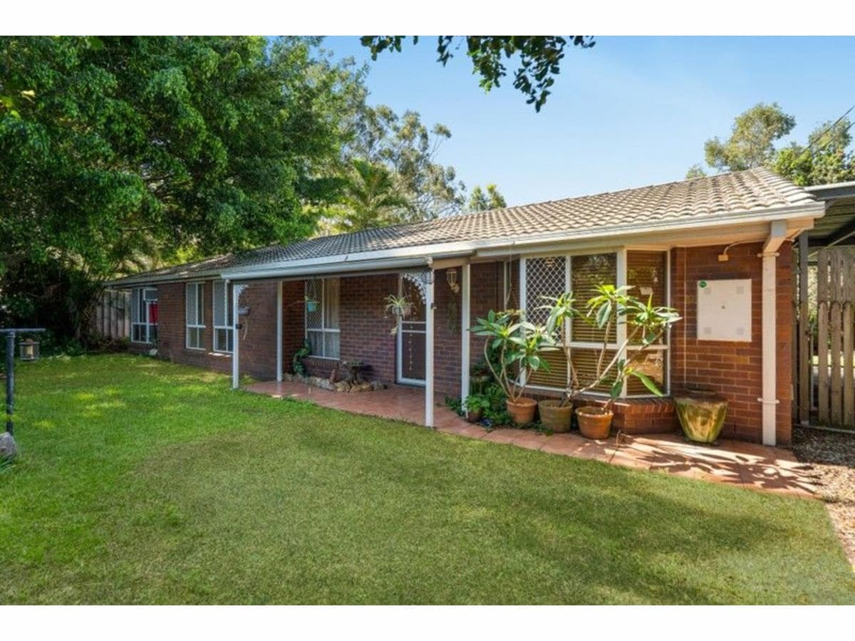 9 Parkside Drive, Crestmead, Crestmead - Image 1