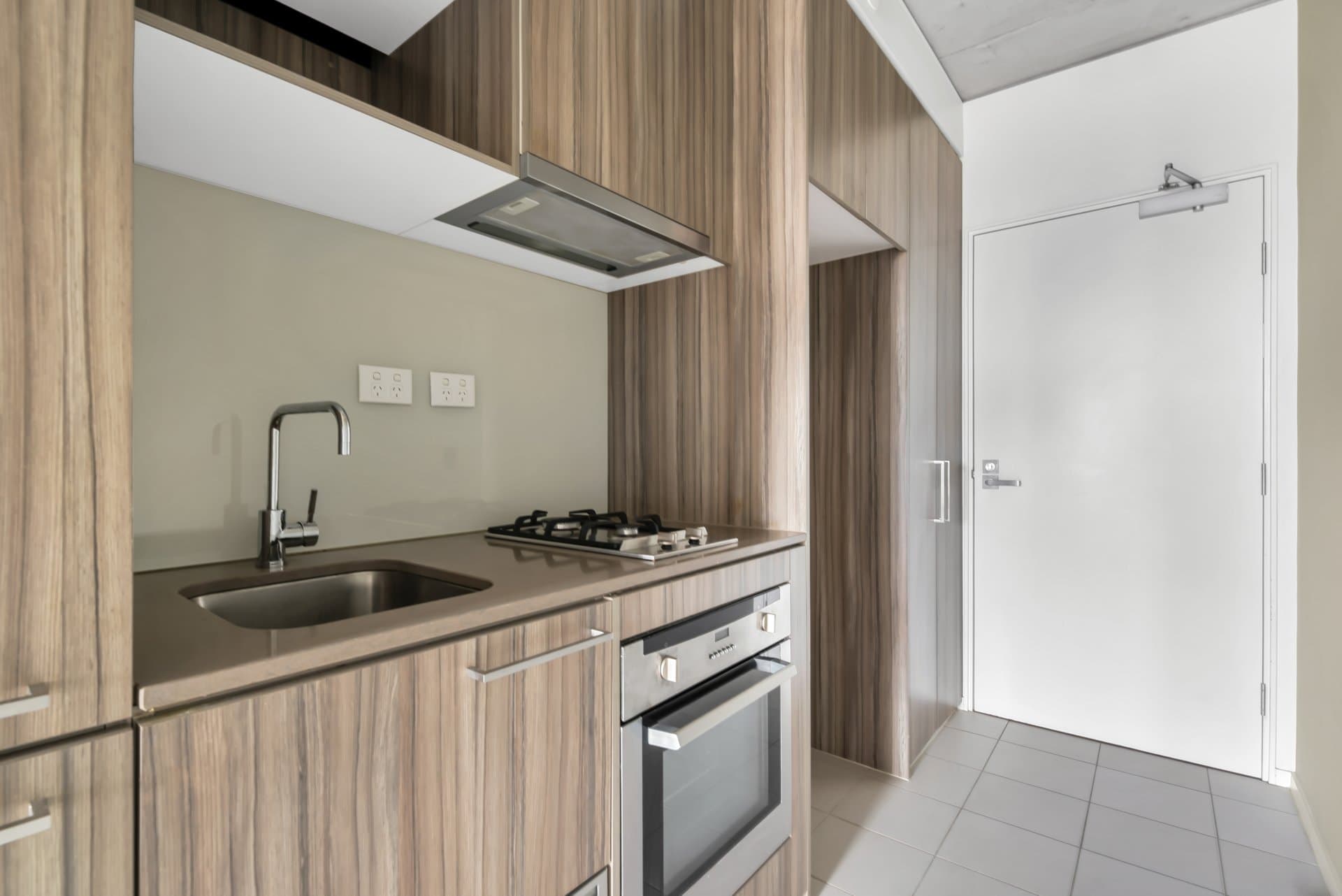 612/17 Singers Lane, Melbourne VIC 3000, Melbourne - Thumbnail 3