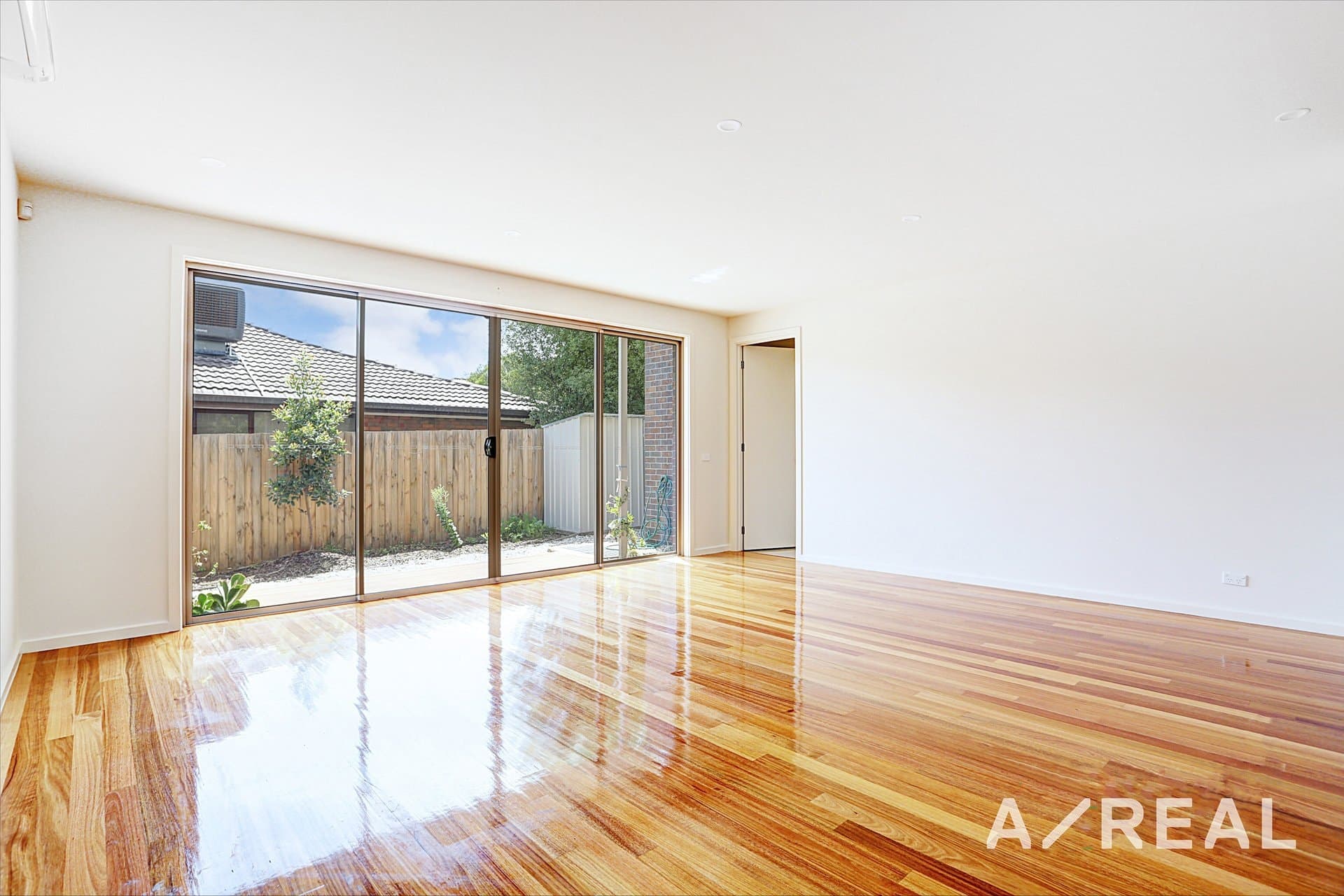 3/143 Woodhouse Grove, Box Hill North VIC 3129, Box Hill North - Thumbnail 3