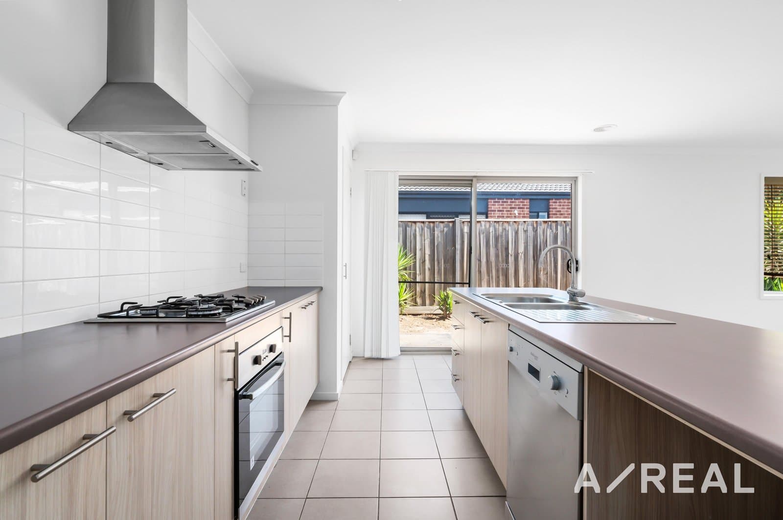 9 Balerno Way, Mernda VIC 3754, Mernda - Thumbnail 2