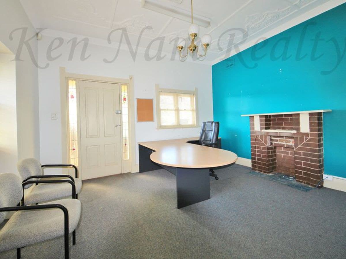 32 South Parade, Campsie, Campsie - Thumbnail 2