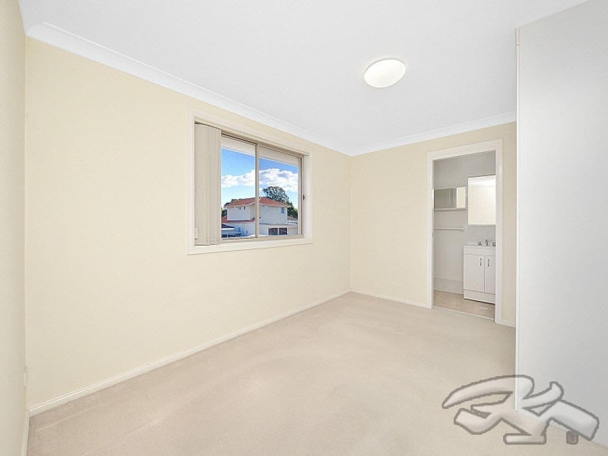 1 / 8 Wairoa Street, Canterbury, Canterbury - Thumbnail 5