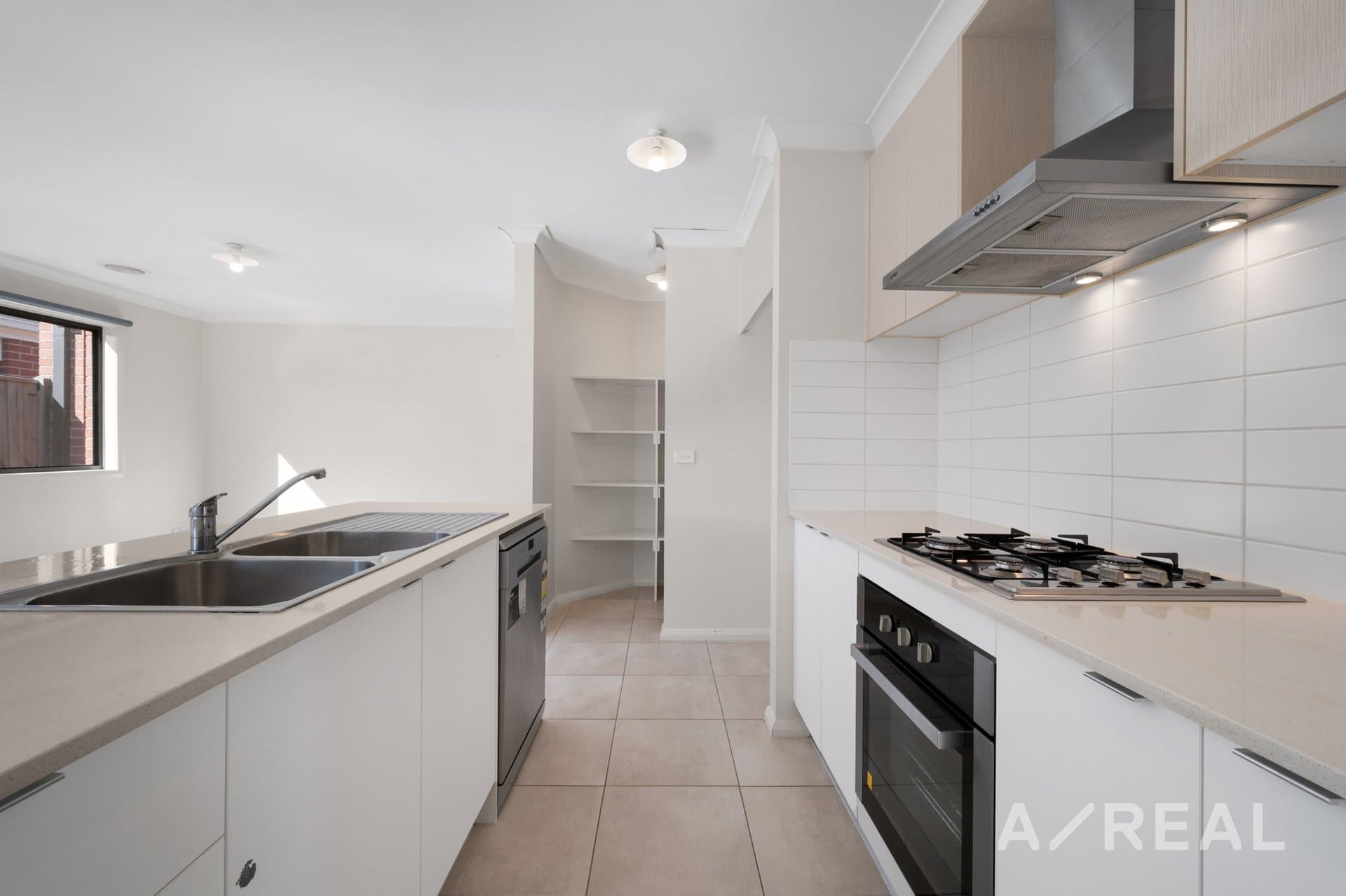 63 Kennedy Parade, Roxburgh Park VIC 3064, Roxburgh Park - Thumbnail 3