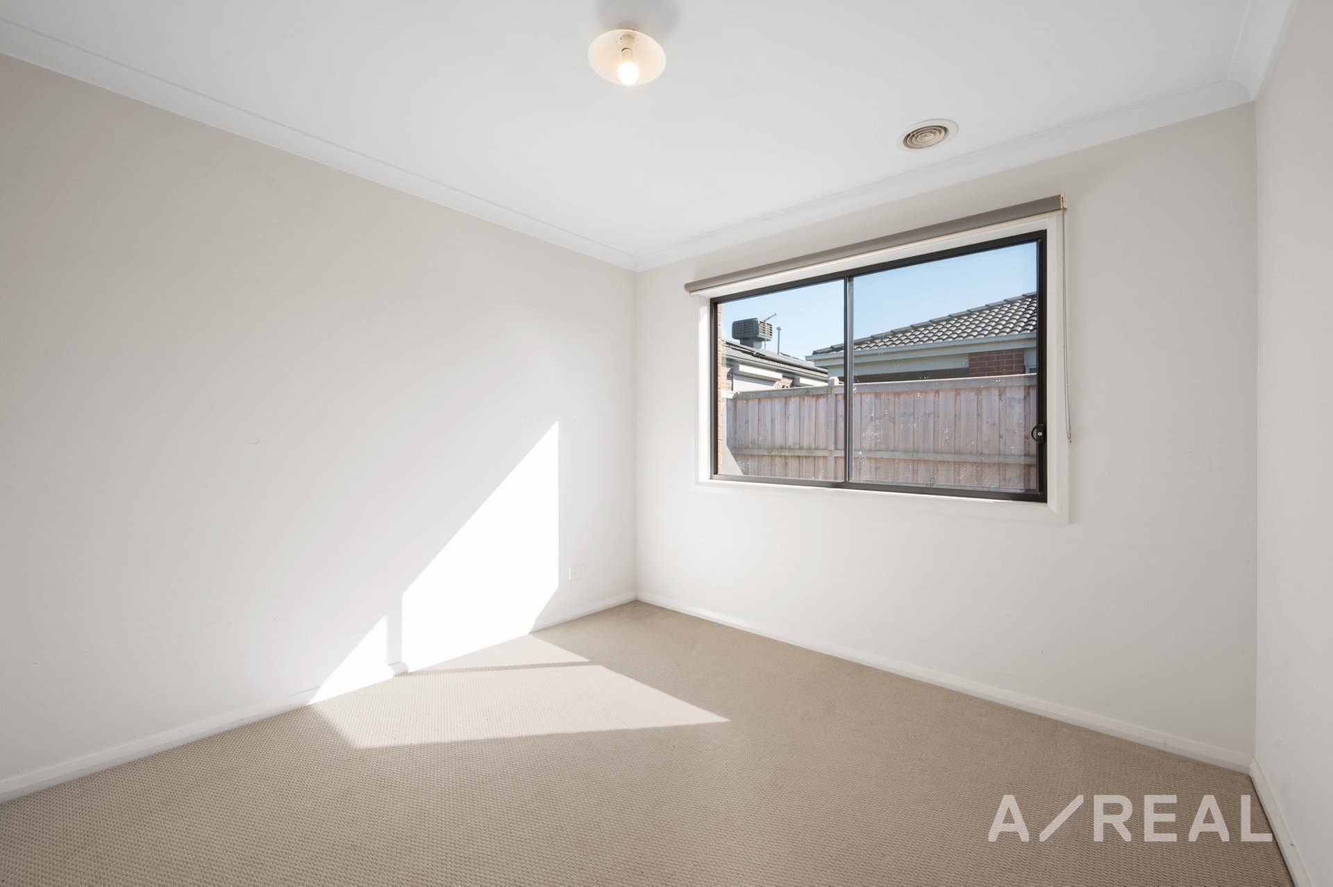 63 Kennedy Parade, Roxburgh Park VIC 3064, Roxburgh Park - Thumbnail 7