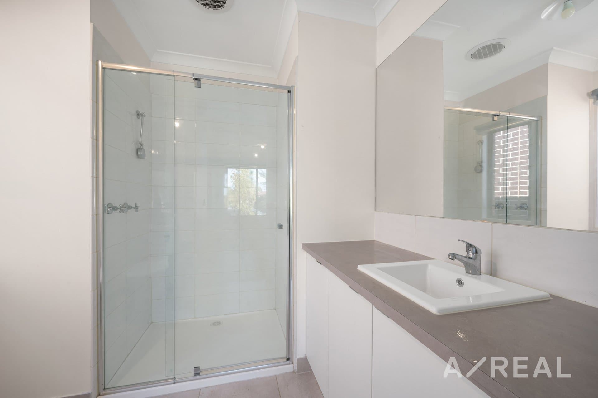 63 Kennedy Parade, Roxburgh Park VIC 3064, Roxburgh Park - Thumbnail 8