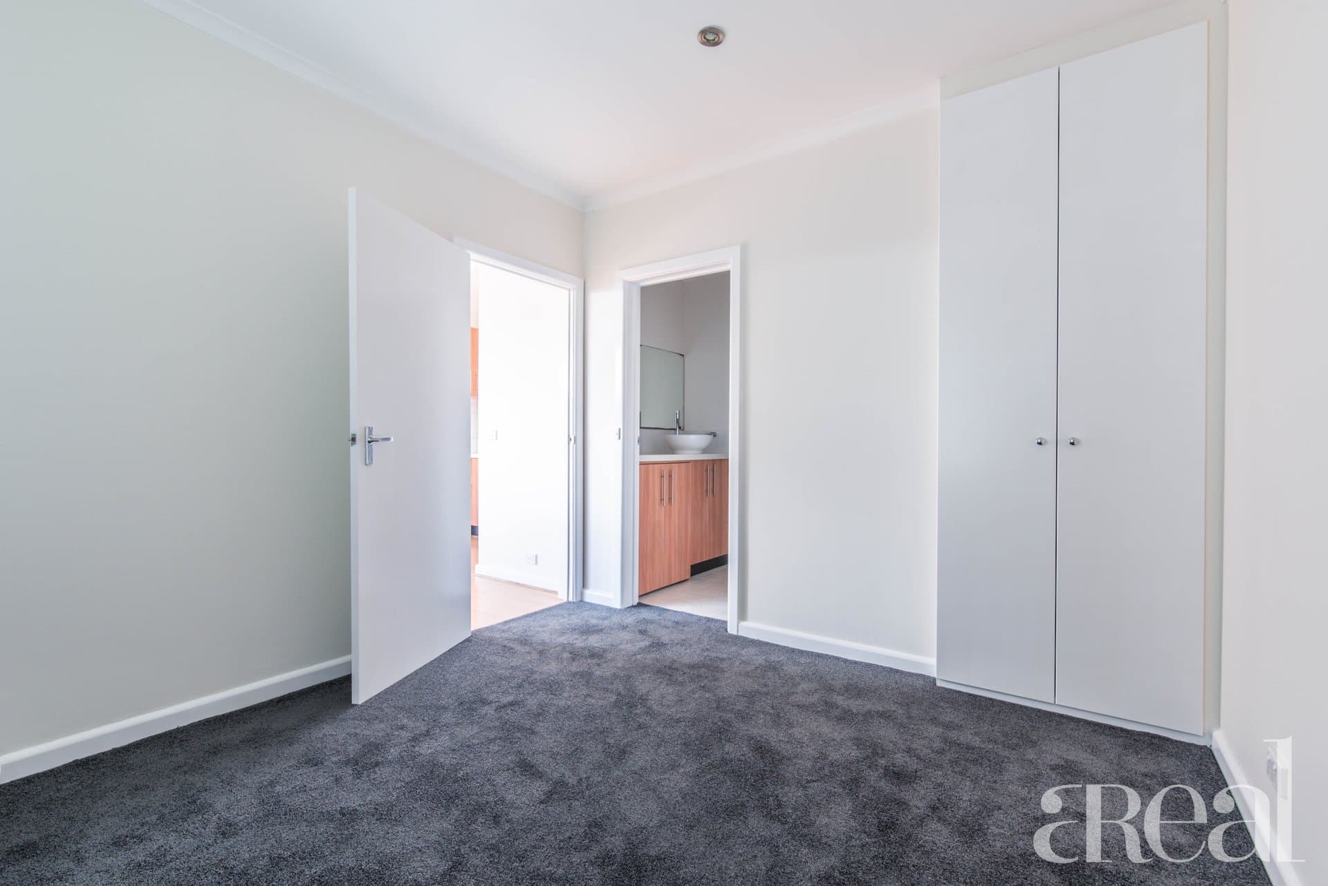 08/233 Cotham Road, Kew VIC 3101, Kew - Thumbnail 5