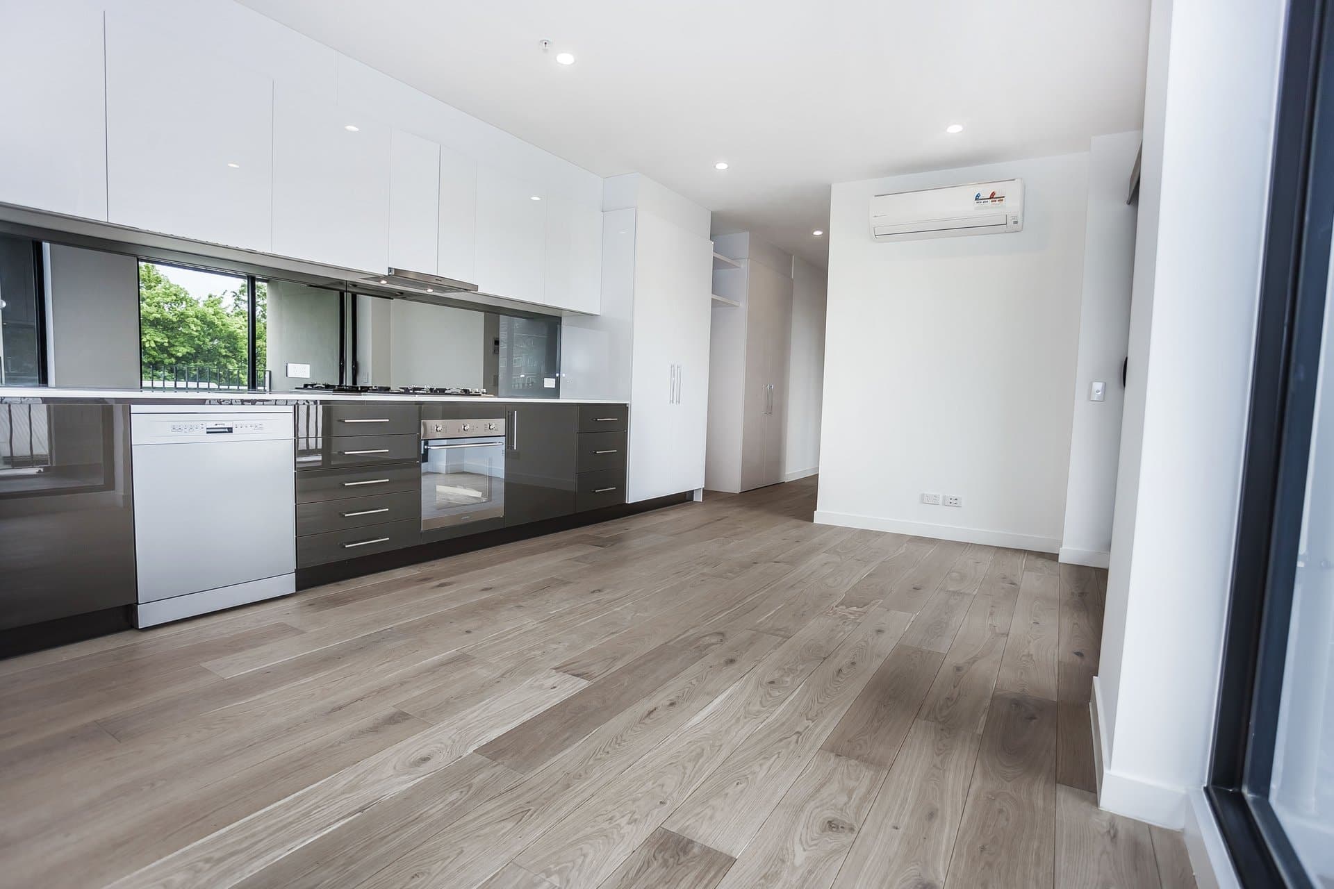 102/10 Bromham Place, Richmond VIC 3121, Richmond - Thumbnail 3