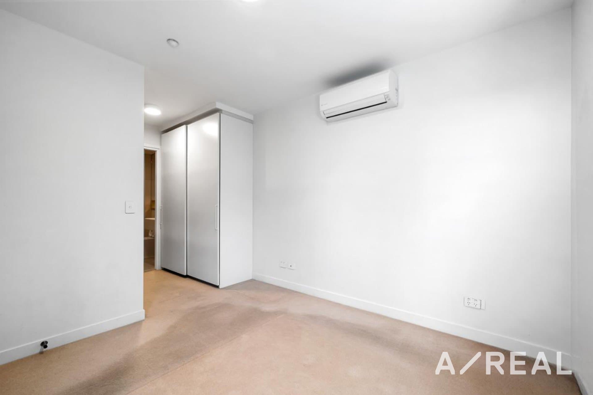 209/12 Queens Road, Melbourne VIC 3004, Melbourne - Thumbnail 3