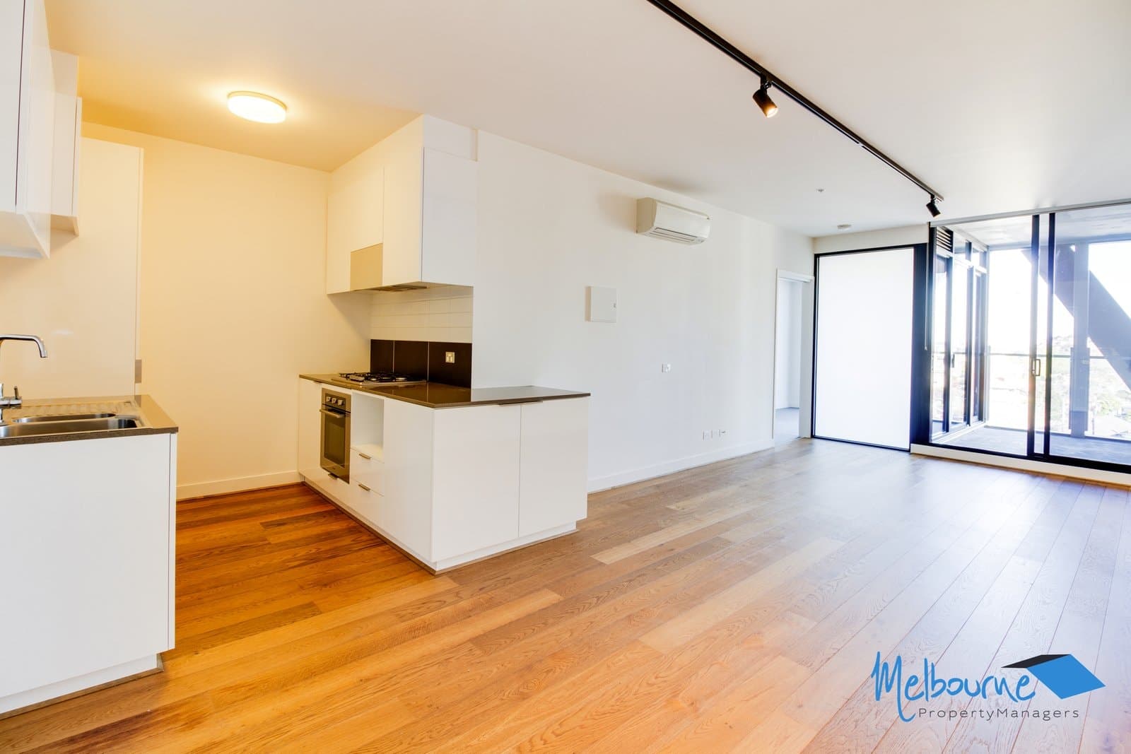B708/10 Trenerry Crescent, Abbotsford VIC 3067, Abbotsford - Thumbnail 3
