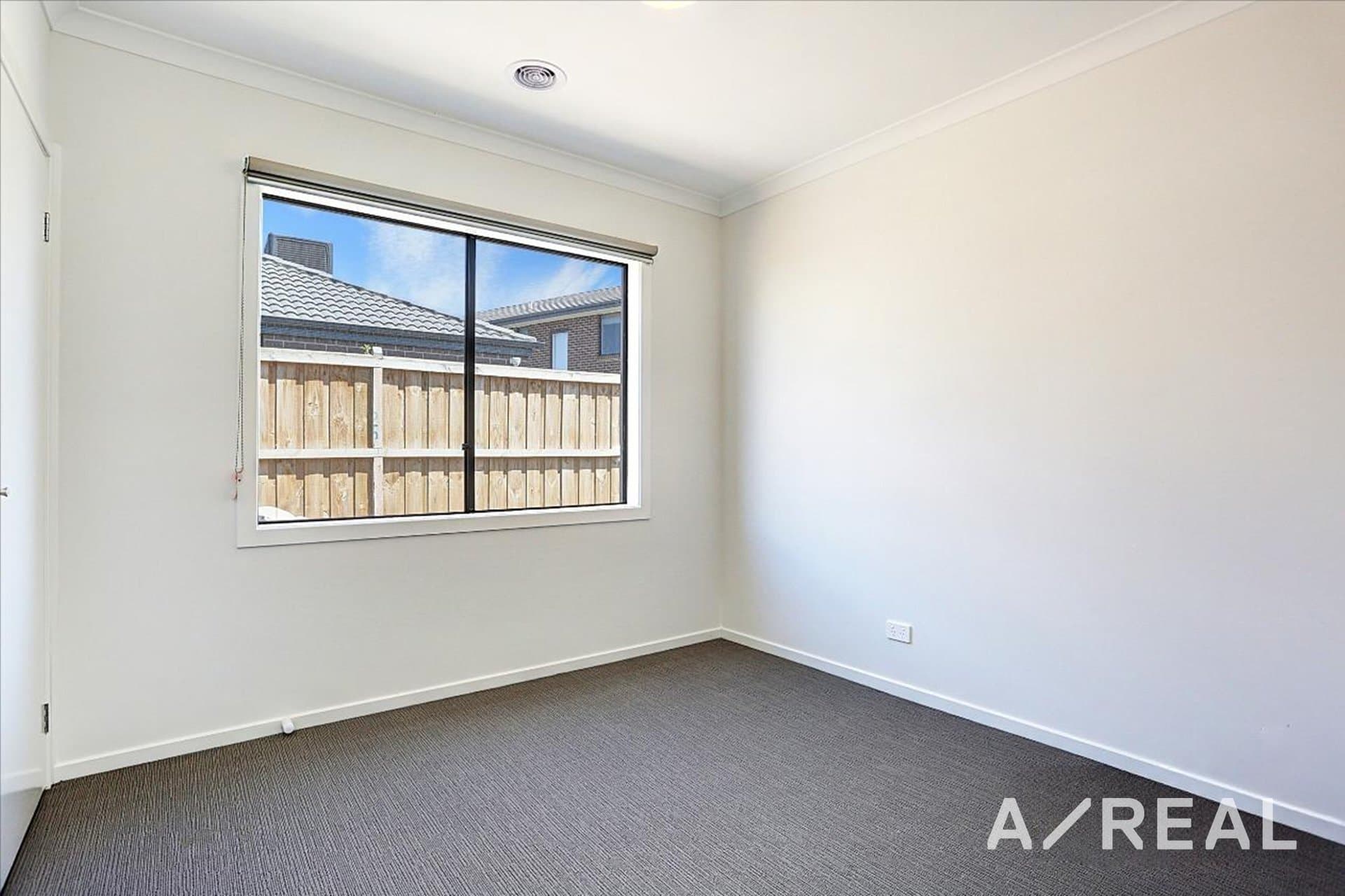 8 Batten Way, Williams Landing VIC 3027, Williams Landing - Thumbnail 4