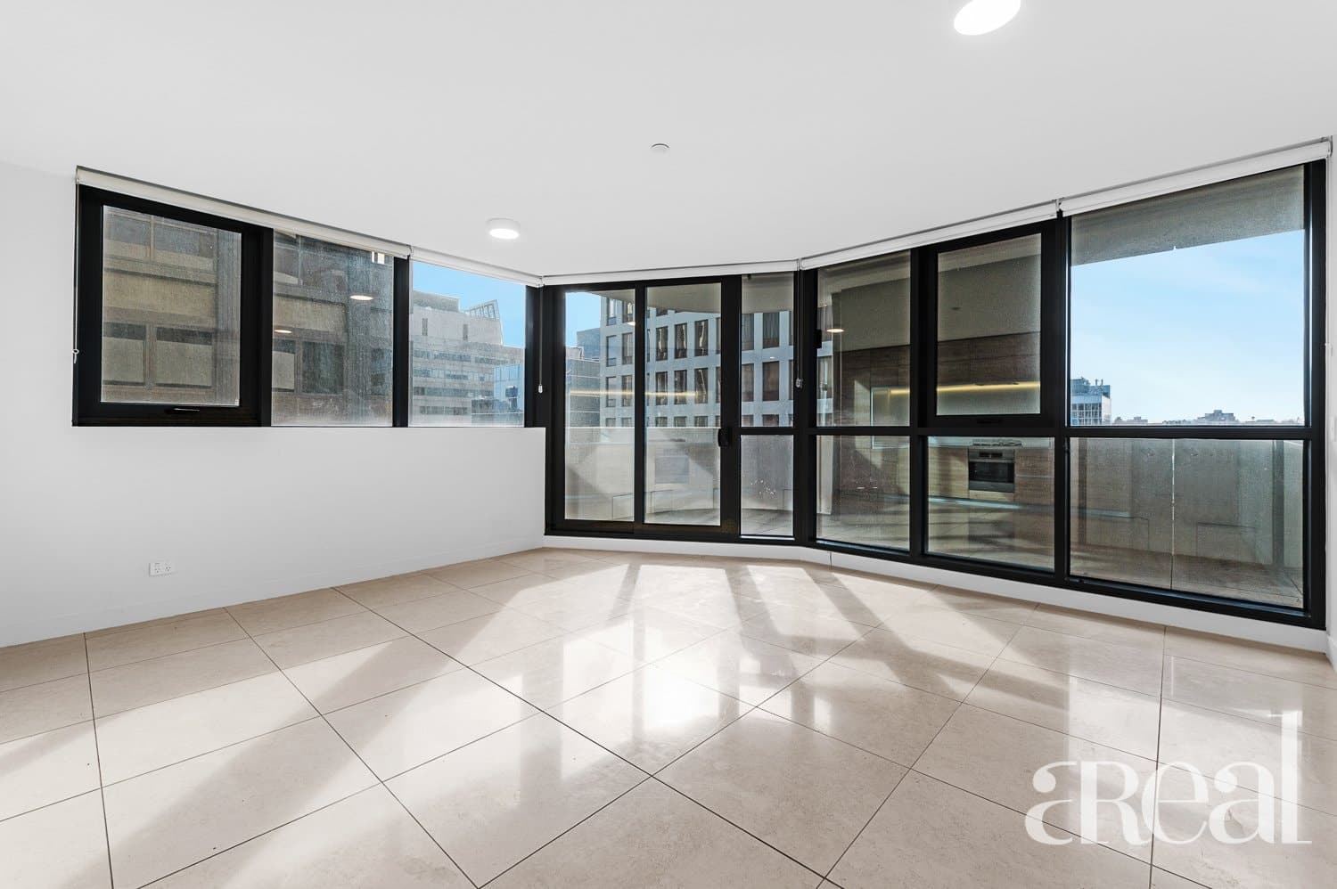 1107/12 Queens Road, Melbourne VIC 3004, Melbourne - Thumbnail 2