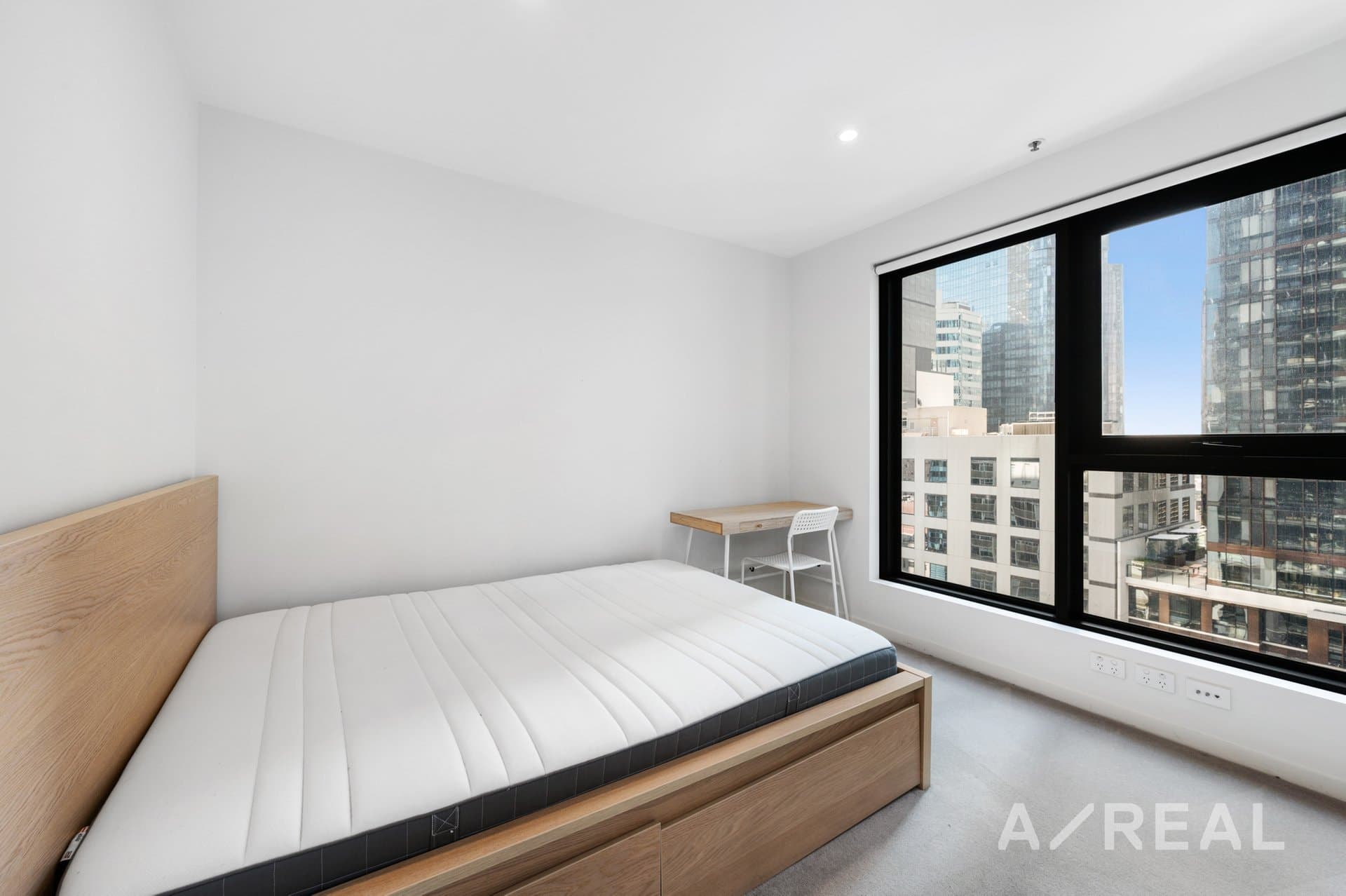 1601/5 Sutherland Street, Melbourne VIC 3000, Melbourne - Thumbnail 4