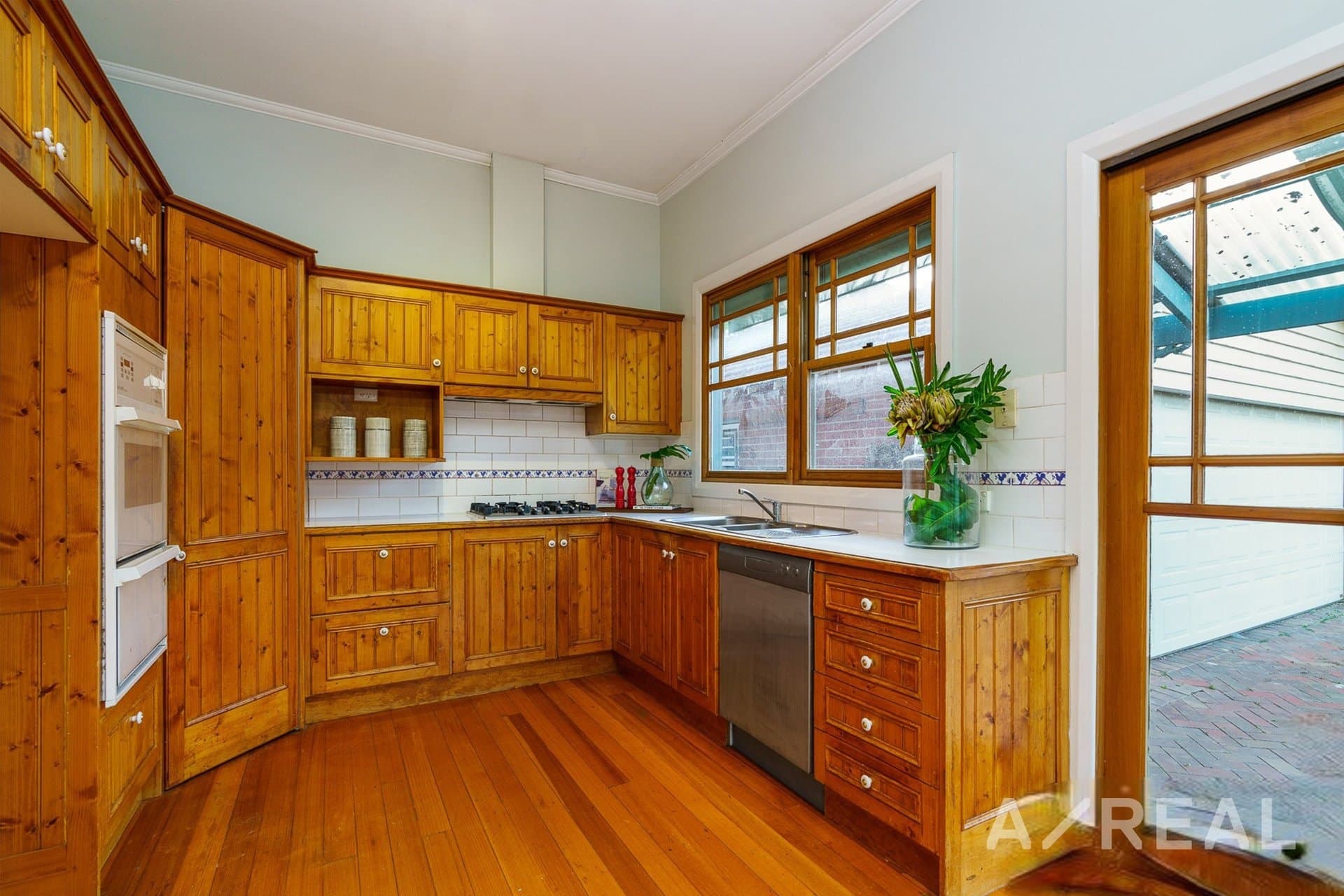 1/3 Regan Street, Box Hill North VIC 3129, Box Hill North - Thumbnail 2