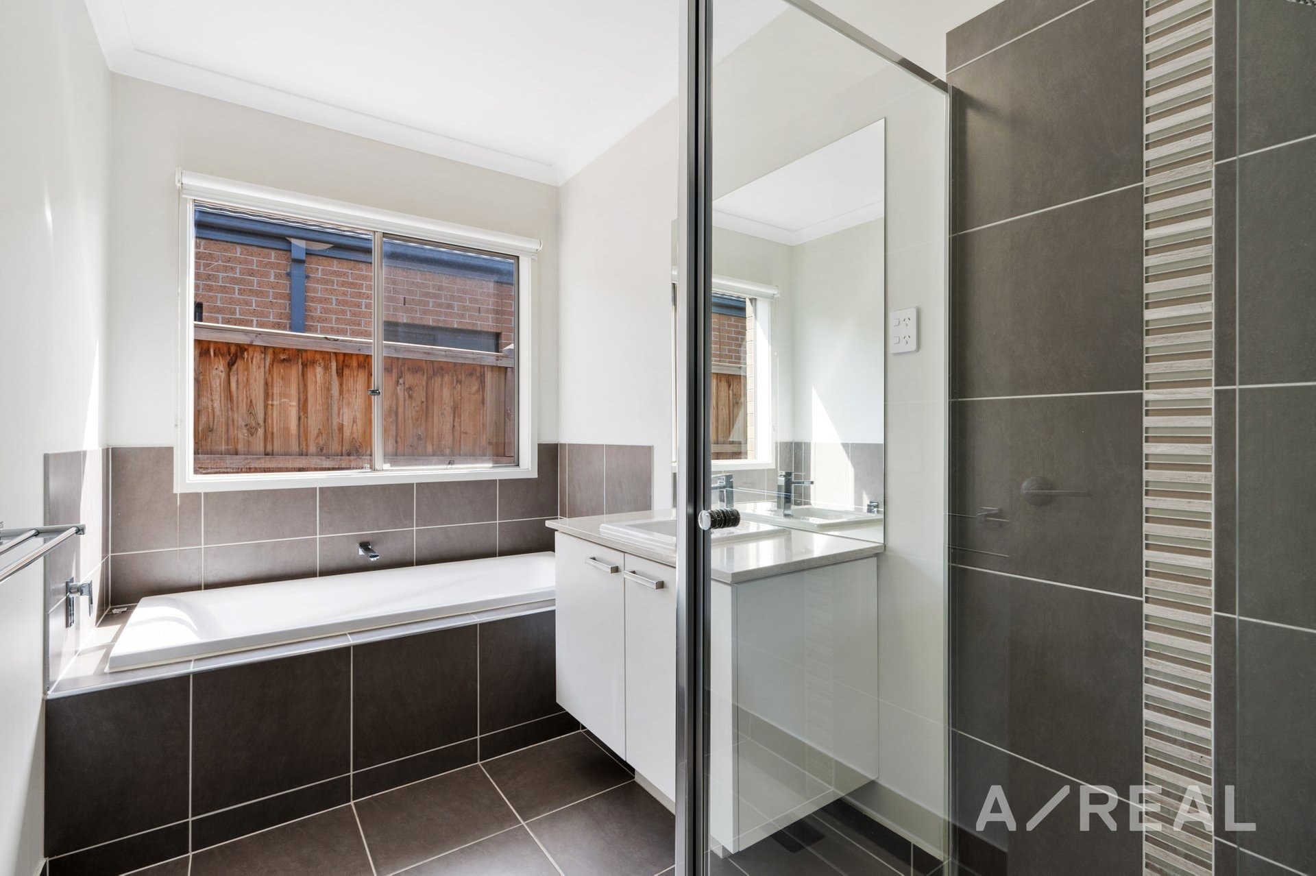 28 Wheat Avenue, Truganina VIC 3029, Truganina - Thumbnail 5