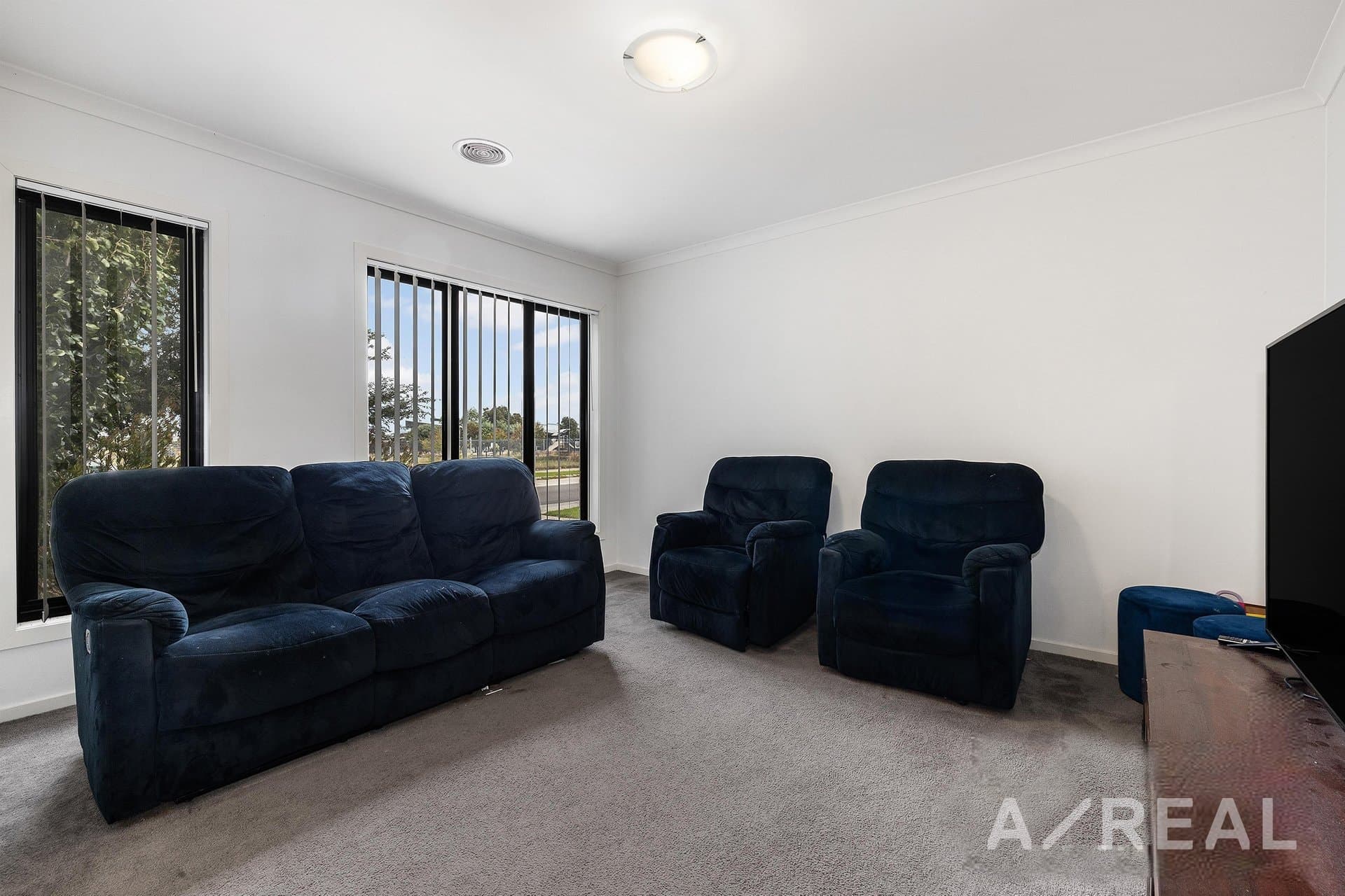 164 Haze Drive, Point Cook VIC 3030, Point Cook - Thumbnail 4