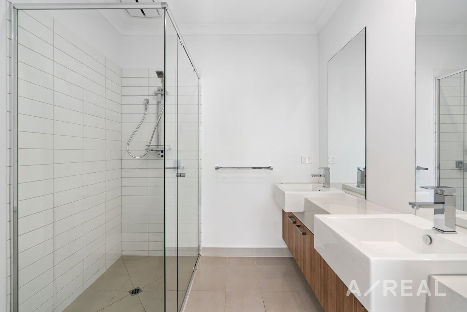 11 Baker Crescent, Heidelberg Heights VIC 3081, Heidelberg Heights - Thumbnail 7