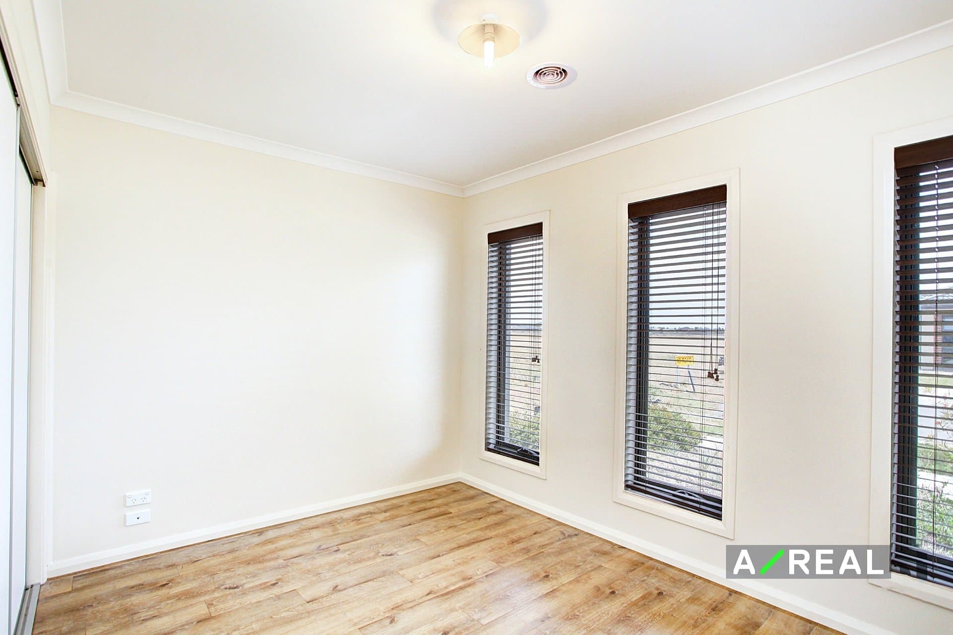 81 Terrene Terrace, Point Cook VIC 3030, Point Cook - Thumbnail 5