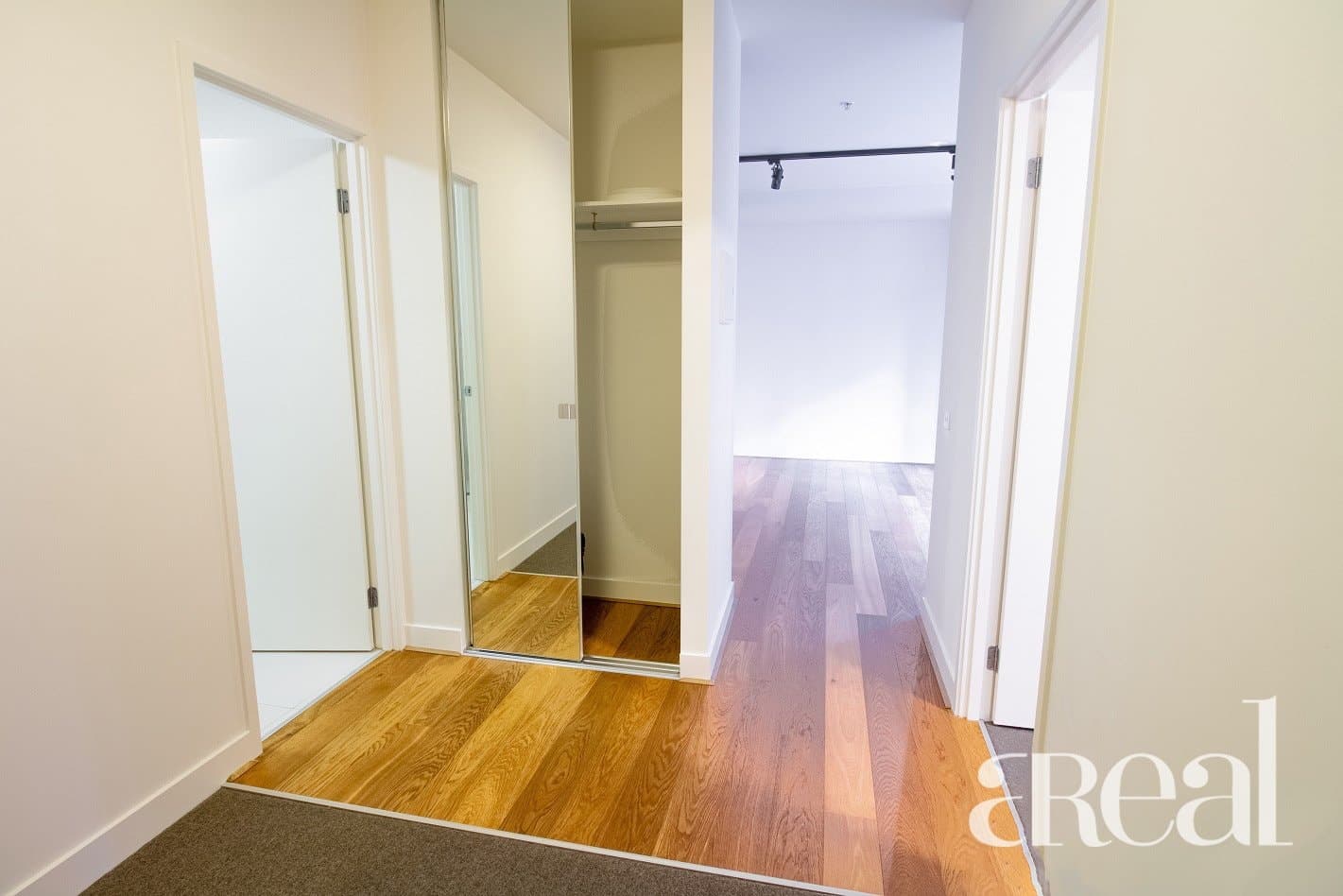 B401/10 Trenerry Crescent, Abbotsford VIC 3067, Abbotsford - Thumbnail 3
