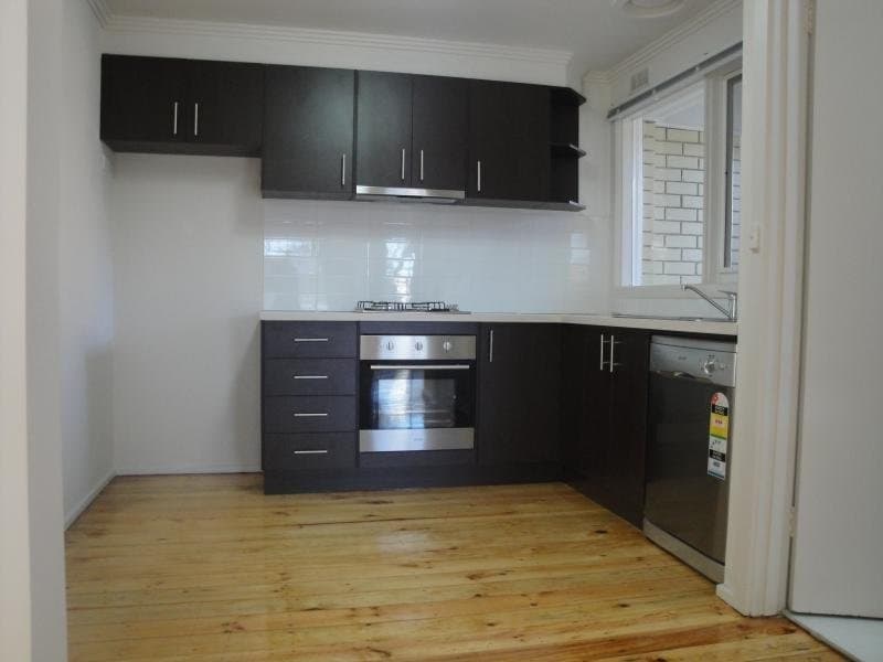 1/10 Wordsworth Avenue, Clayton South VIC 3169, Clayton South - Thumbnail 3