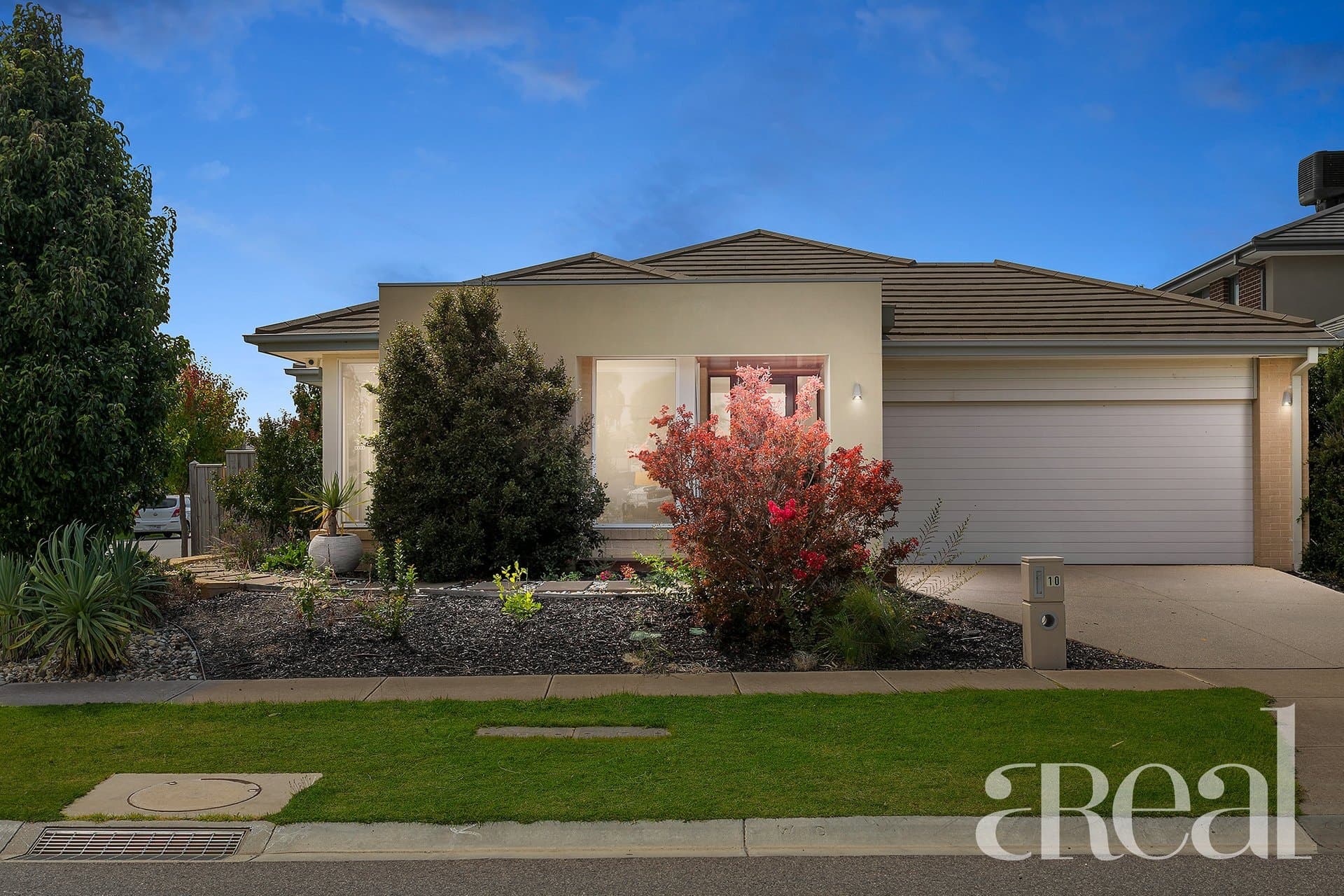 10 Shiraz Crescent, Point Cook VIC 3030, Point Cook - Image 1