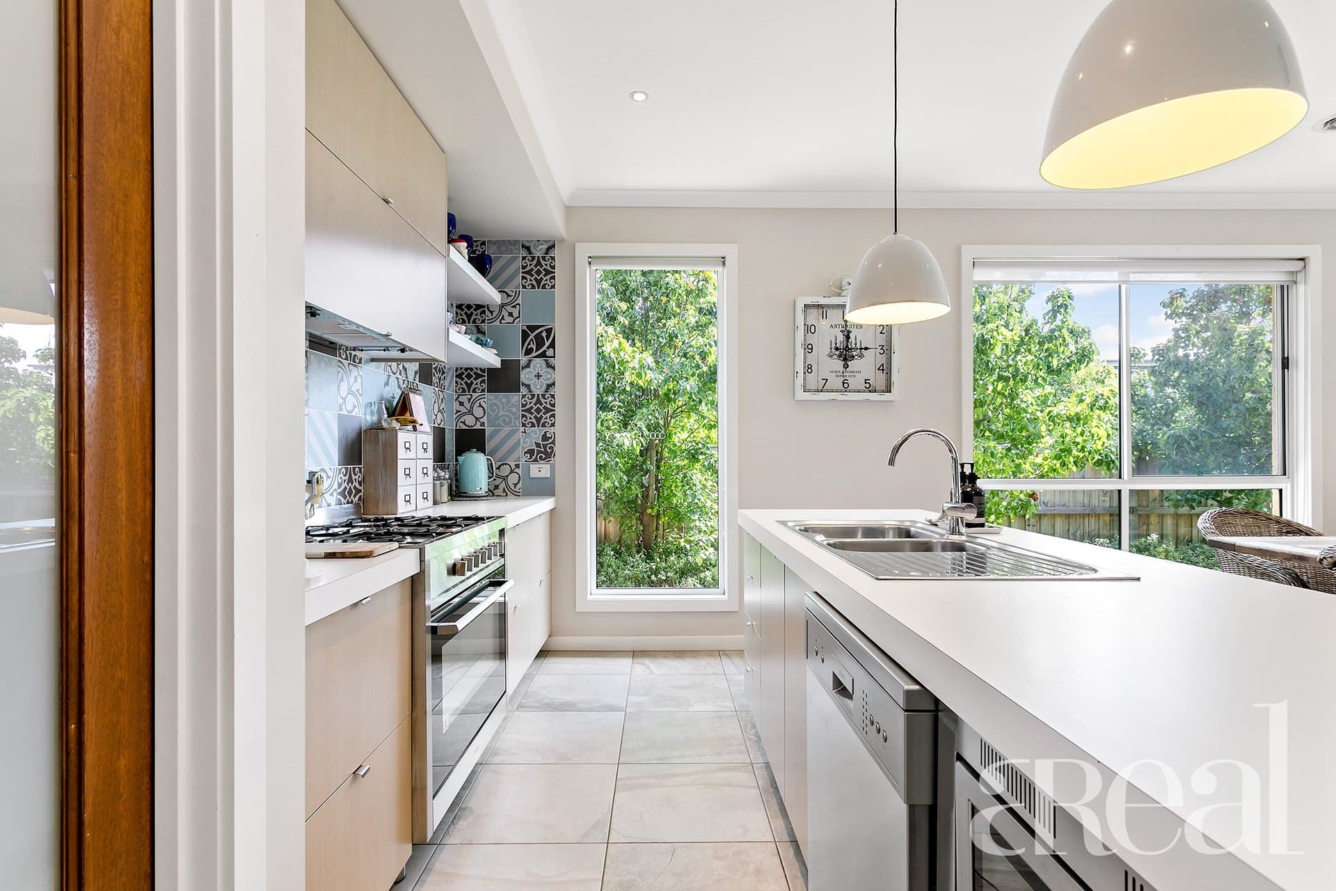 10 Shiraz Crescent, Point Cook VIC 3030, Point Cook - Thumbnail 4