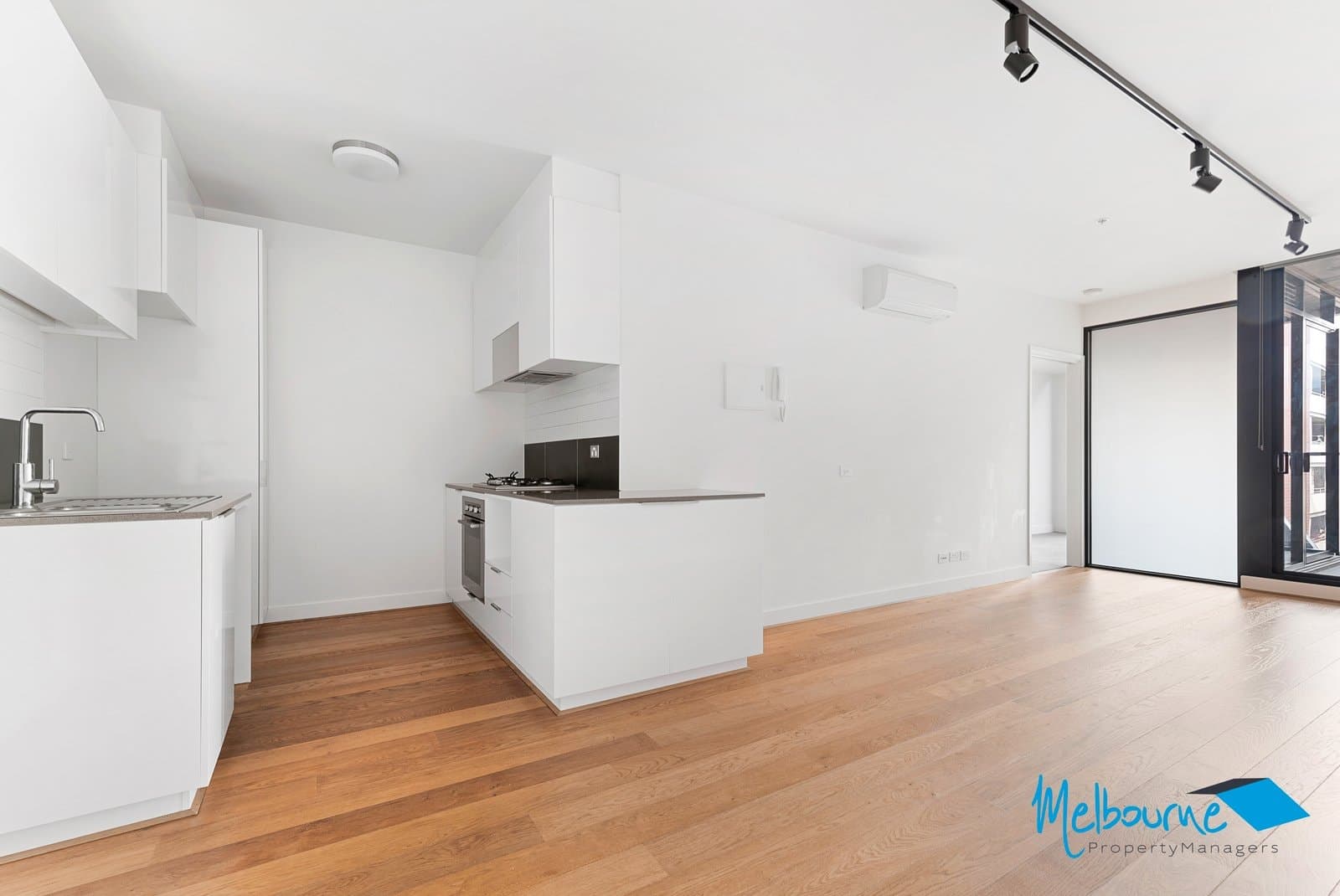 B508/10 Trenerry Crescent, Abbotsford VIC 3067, Abbotsford - Thumbnail 3