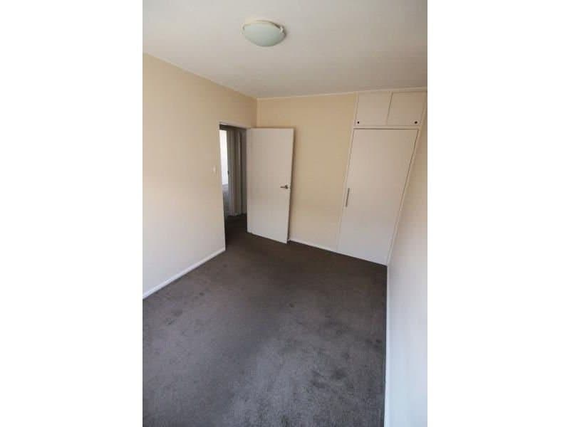 2/2 Raleigh Street, Footscray VIC 3011, Footscray - Thumbnail 6