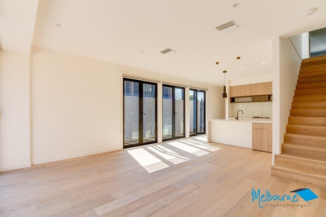 1 Liquidamber Pl, Malvern East, Malvern East - Thumbnail 2