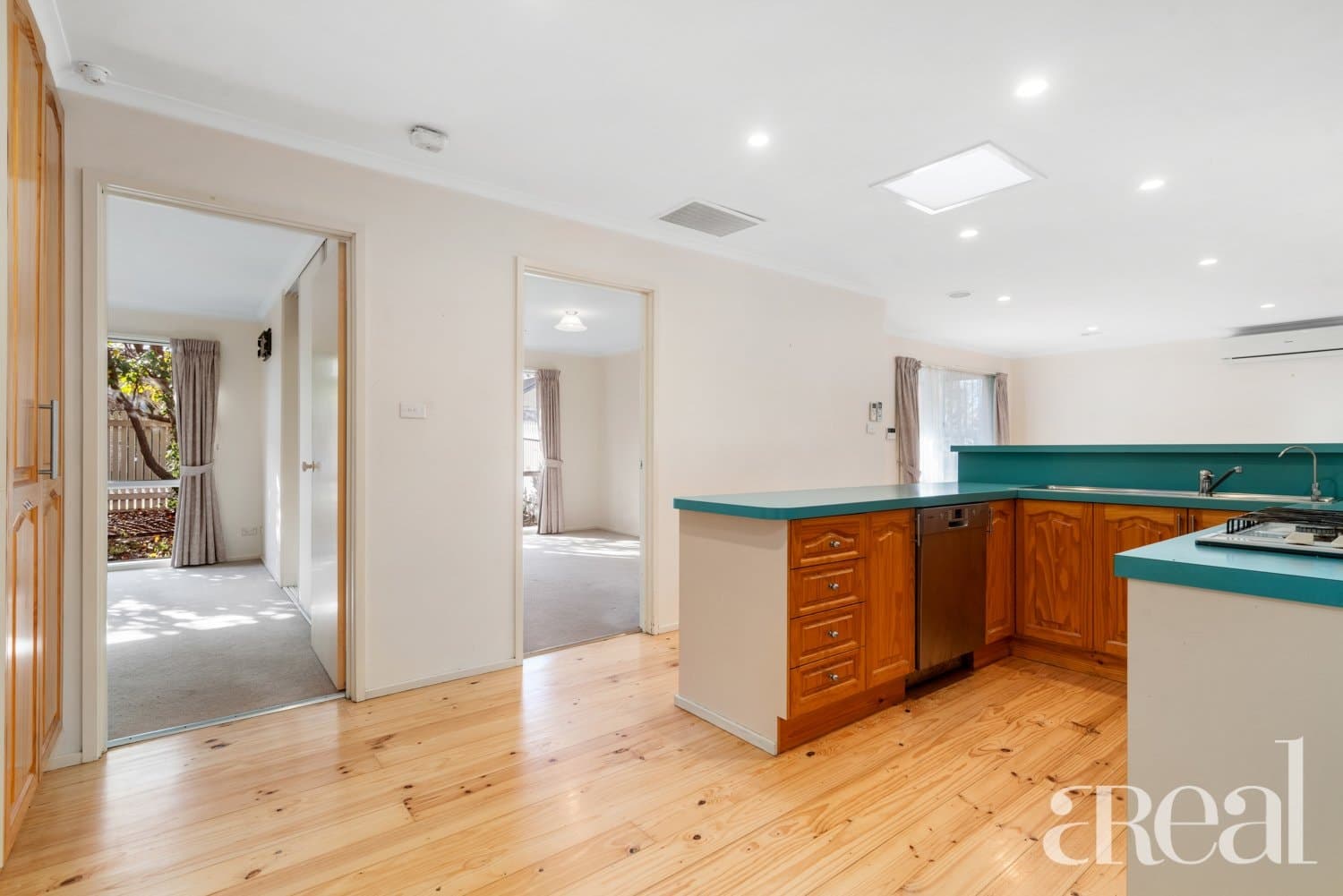 2/16 Mcguinness Road, Bentleigh East VIC 3165, Bentleigh East - Thumbnail 2