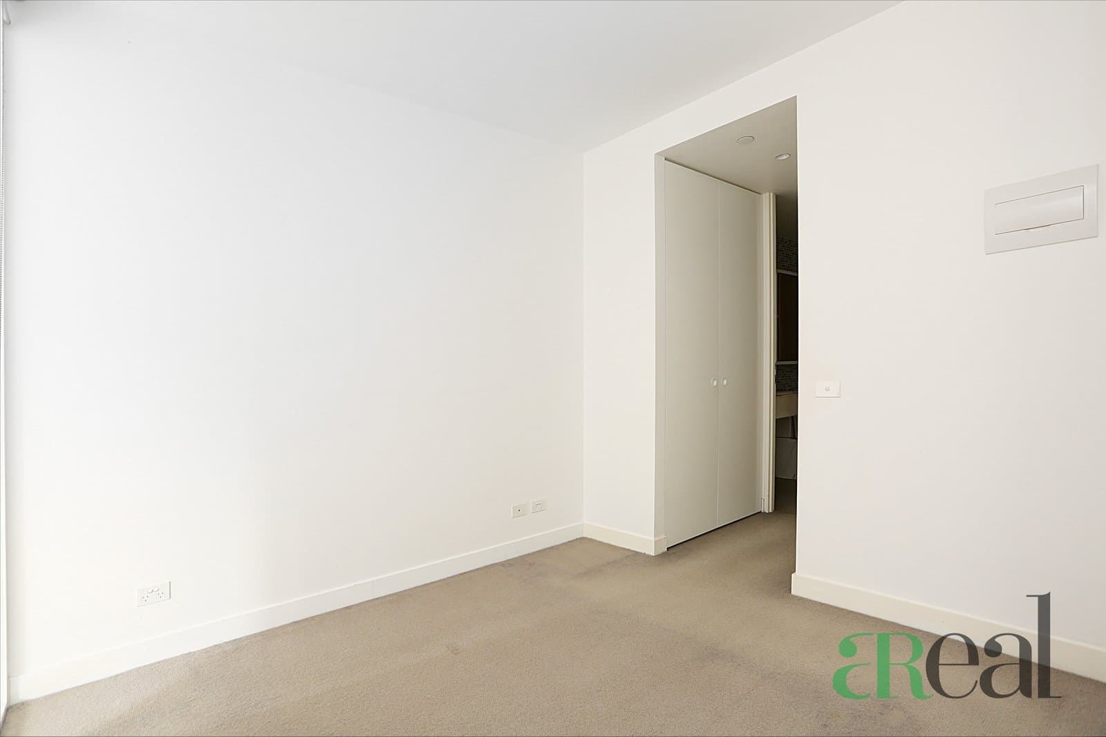 215/74 Queens Road, Melbourne VIC 3004, Melbourne - Thumbnail 5