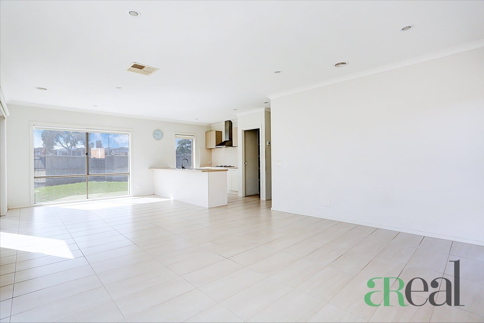 27 Bovard Avenue, Point Cook VIC 3030, Point Cook - Thumbnail 2